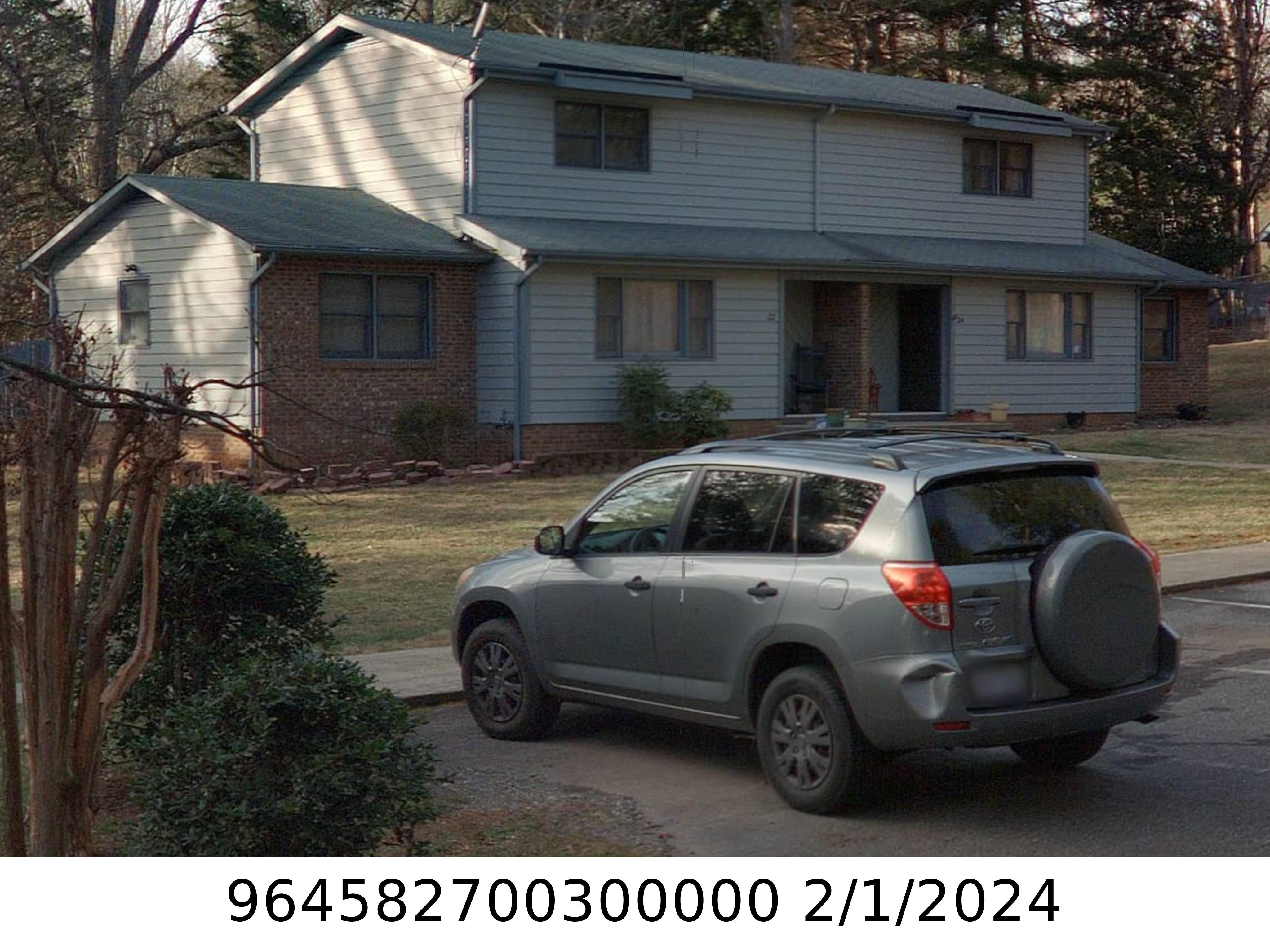 A picture of the property located at 22 SPRING FOREST CIR, ASHEVILLE NC 28803.
