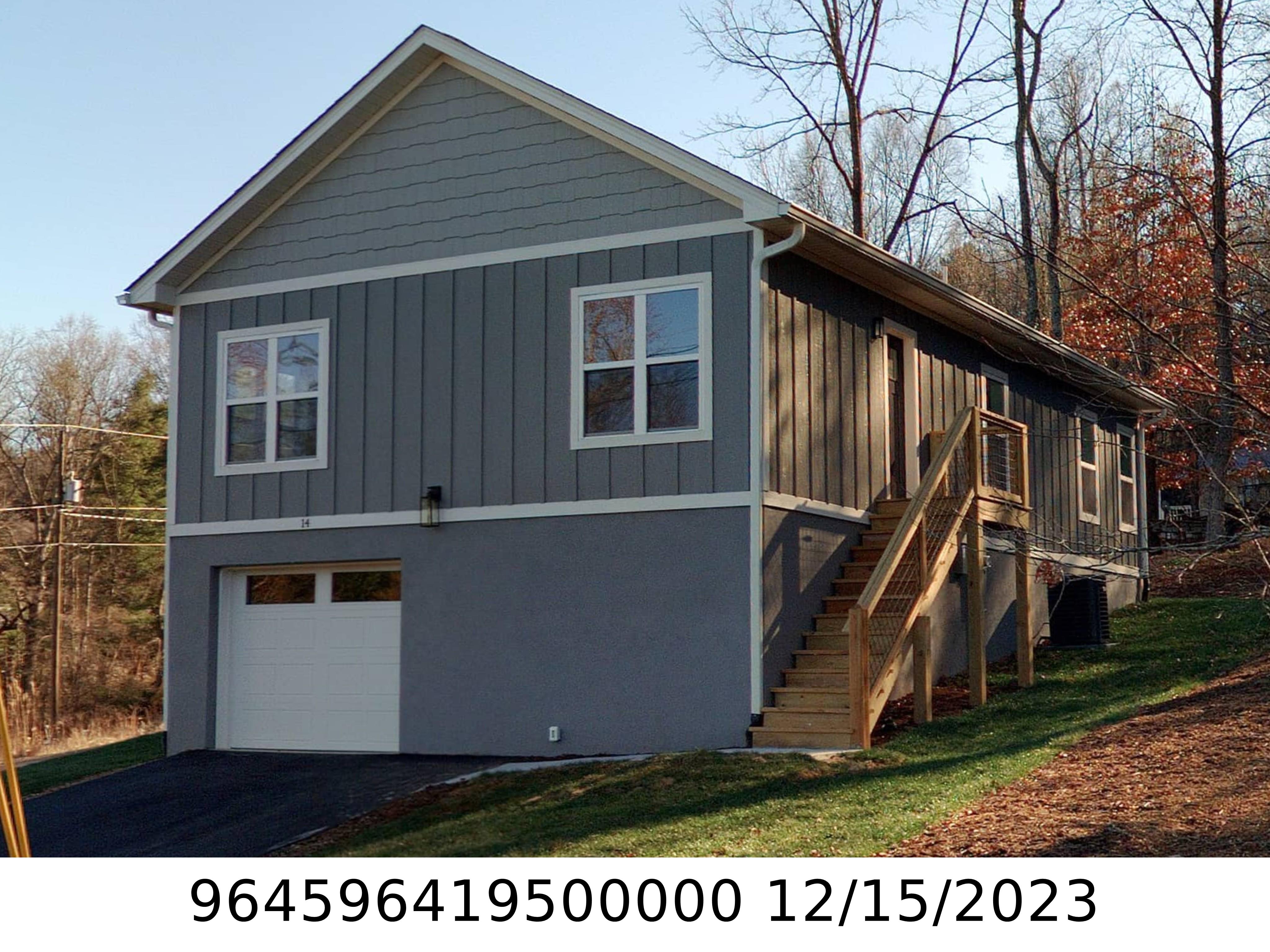 A picture of the property located at 14 OVERLOOK PL, ASHEVILLE NC 28803.