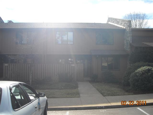A picture of the property located at 533 CROWFIELDS LN, ASHEVILLE NC 28803.