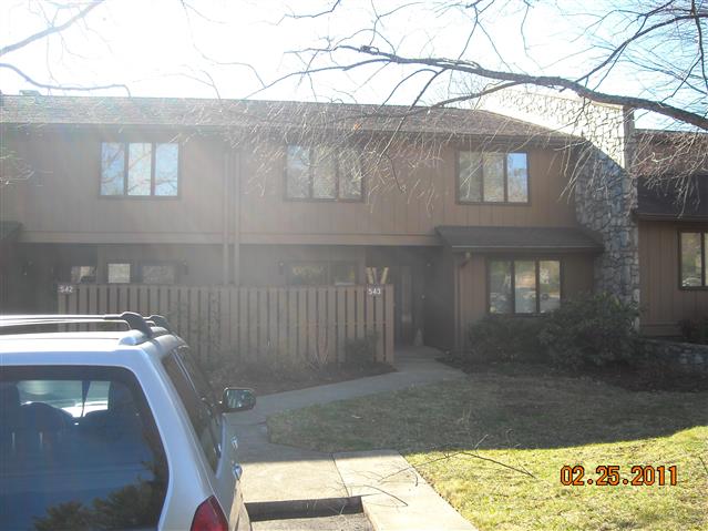 A picture of the property located at 543 CROWFIELDS LN, ASHEVILLE NC 28803.