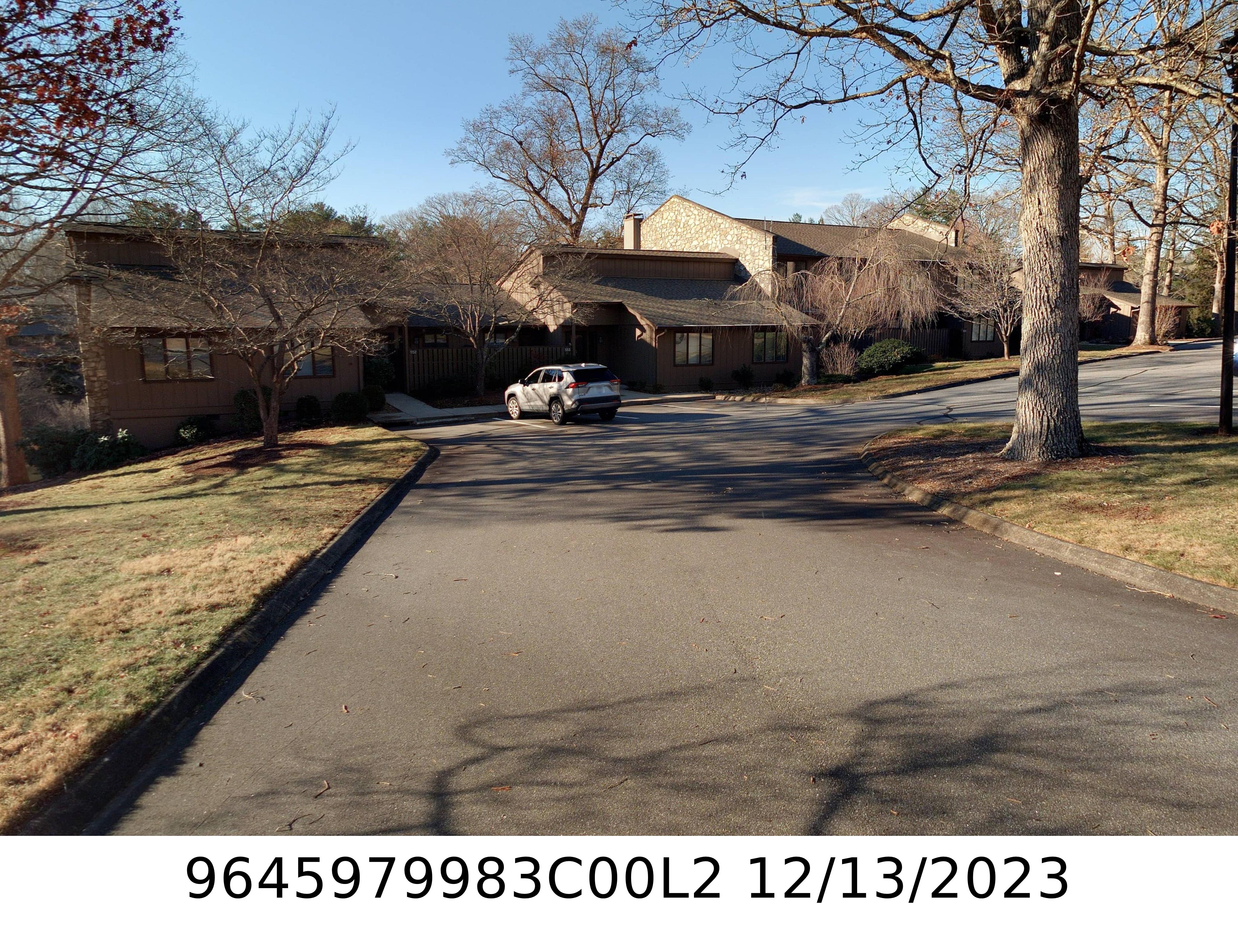 A picture of the property located at 553 CROWFIELDS LN, ASHEVILLE NC 28803.