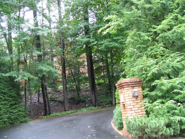 A picture of the property located at 1 FIR TREE LN, ASHEVILLE NC 28803.