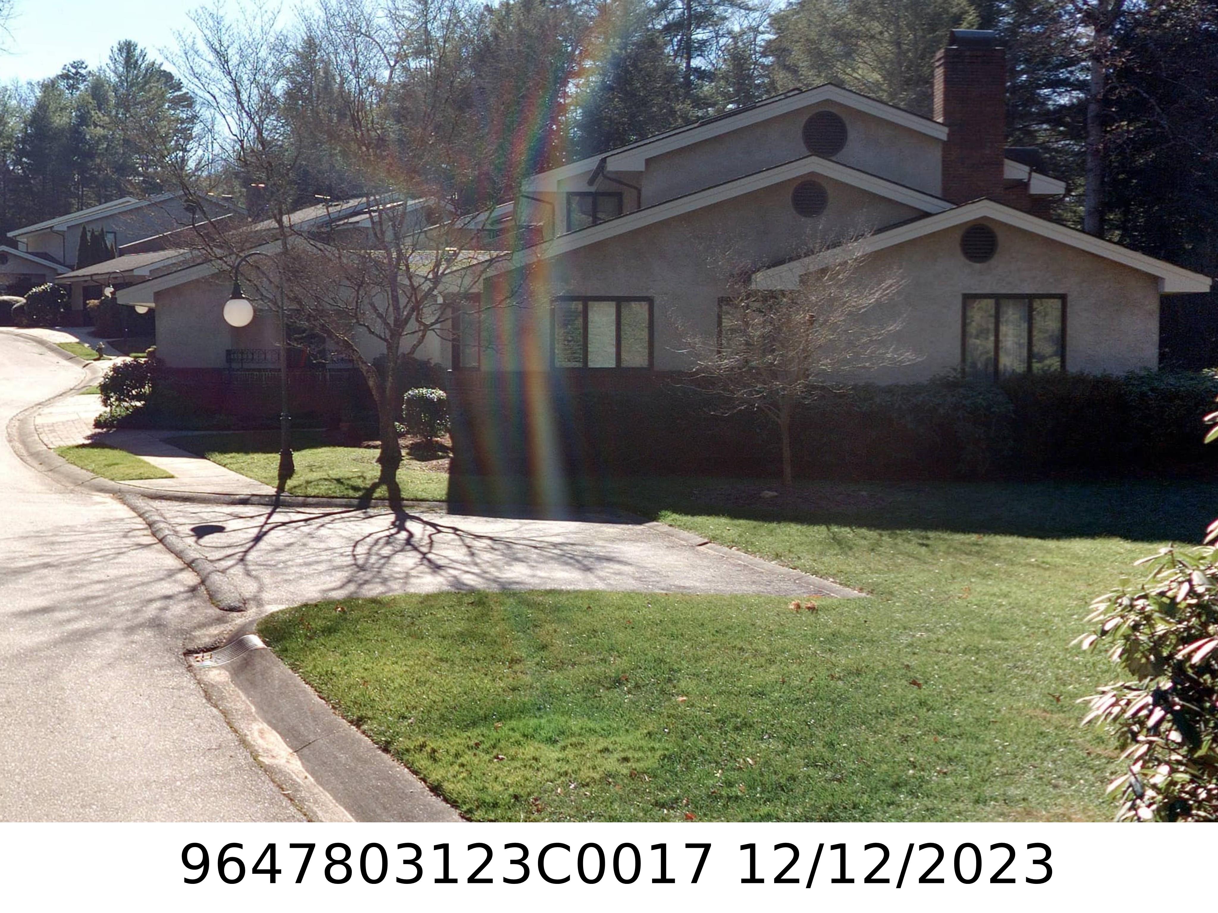 A picture of the property located at 17 BOURNE LN, ASHEVILLE NC 28803.