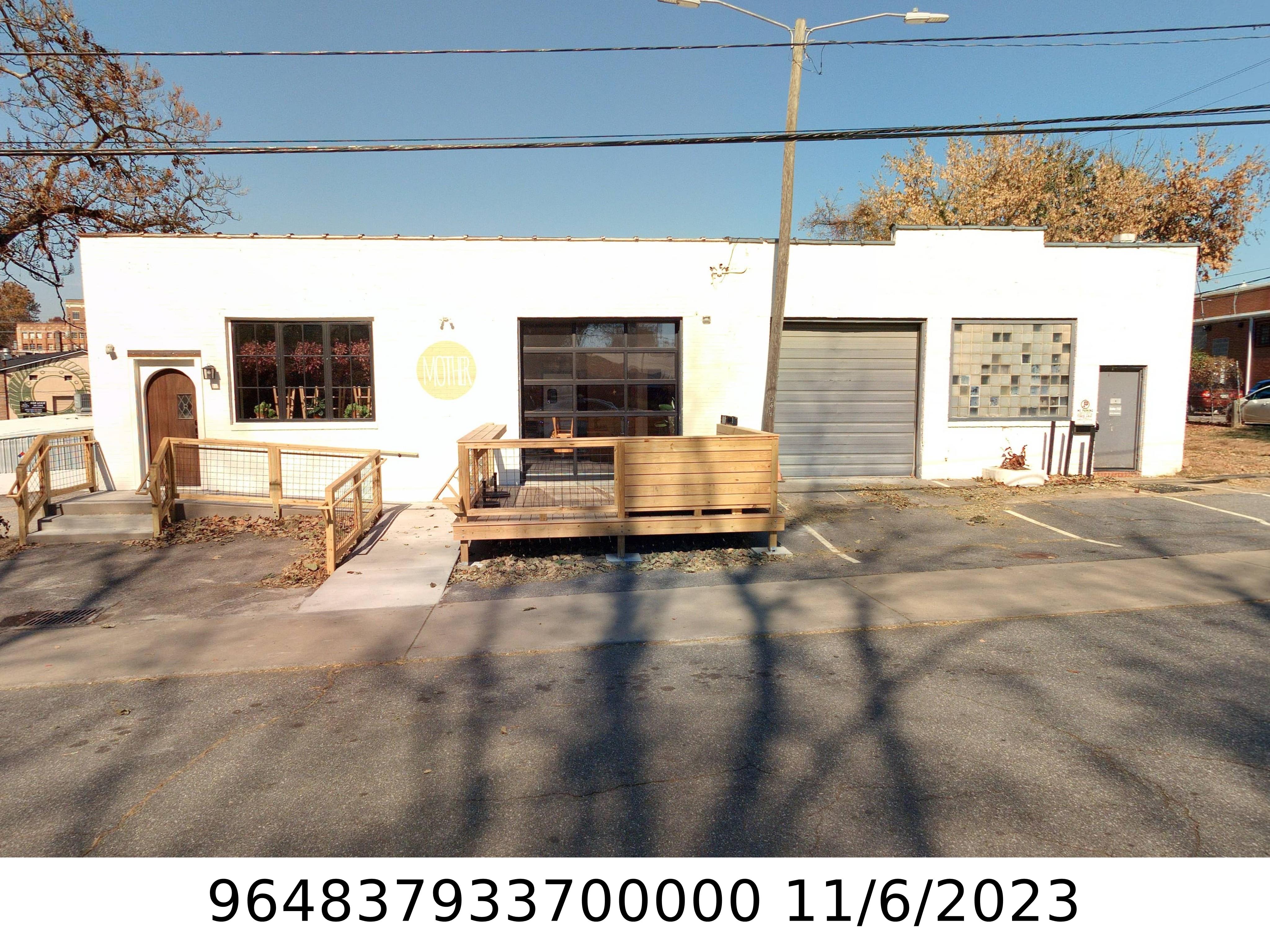 A picture of the property located at 244 SHORT COXE AVE, ASHEVILLE NC 28801.