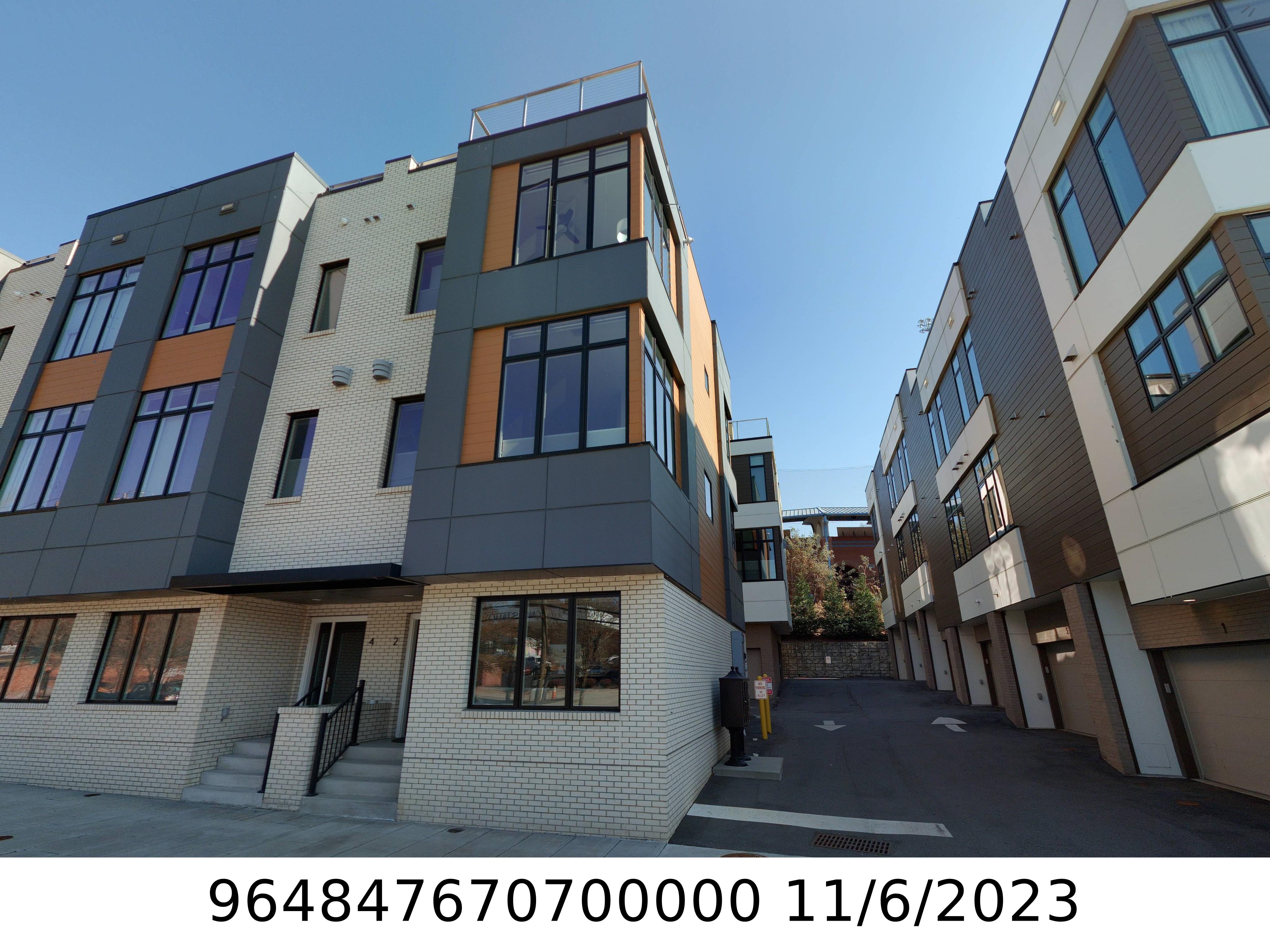 A picture of the property located at 2 BAUHAUS CT, ASHEVILLE NC 28801.