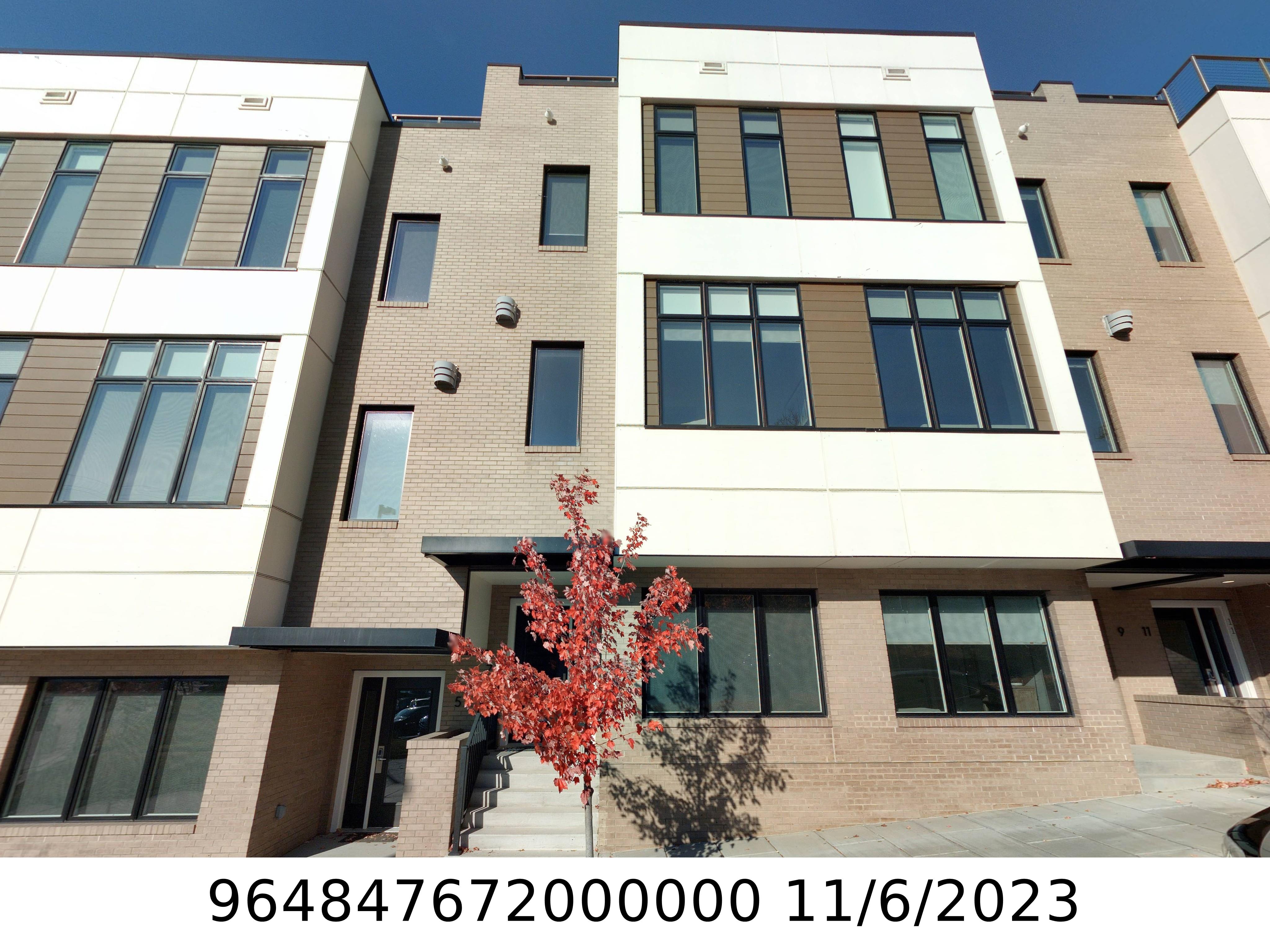 A picture of the property located at 7 BAUHAUS CT, ASHEVILLE NC 28801.