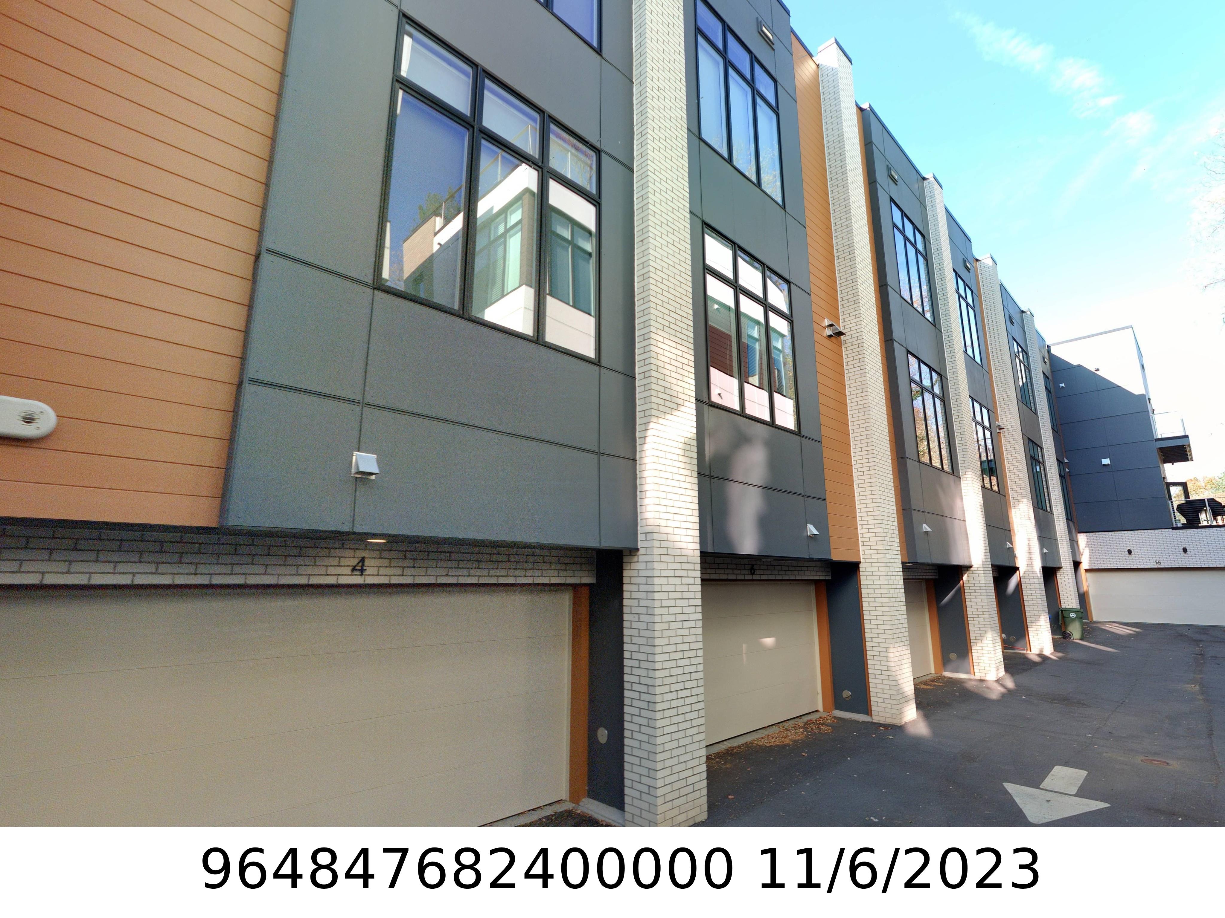 A picture of the property located at 10 BAUHAUS CT, ASHEVILLE NC 28801.