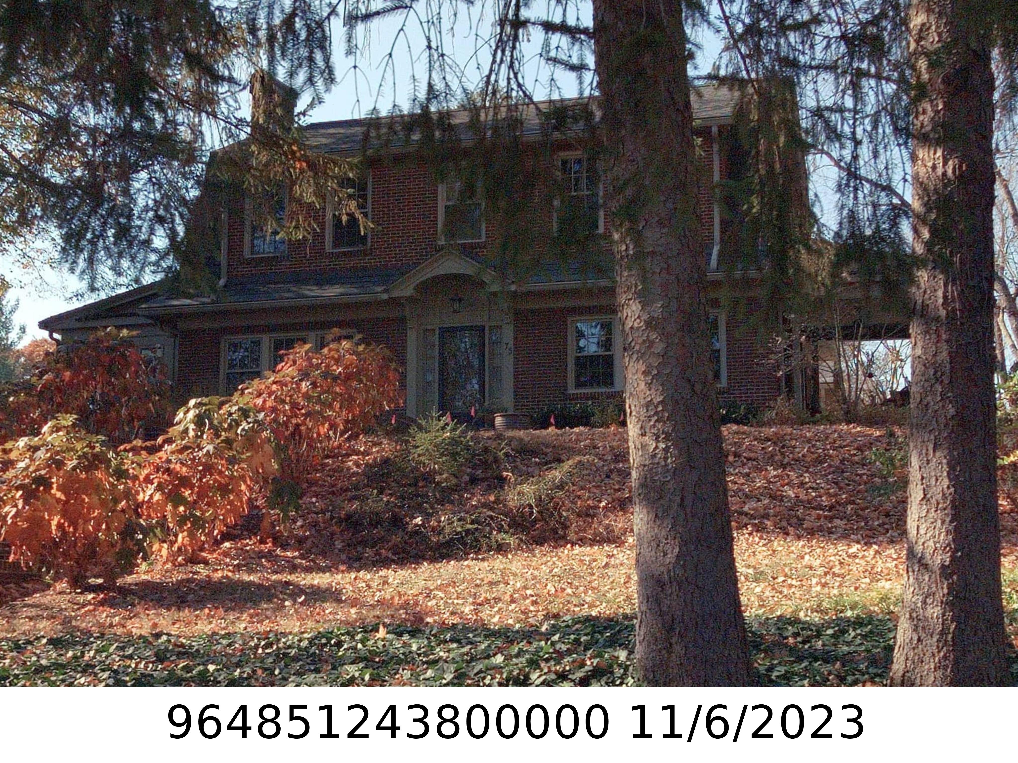 A picture of the property located at 75 SAINT DUNSTANS CIR, ASHEVILLE NC 28803.