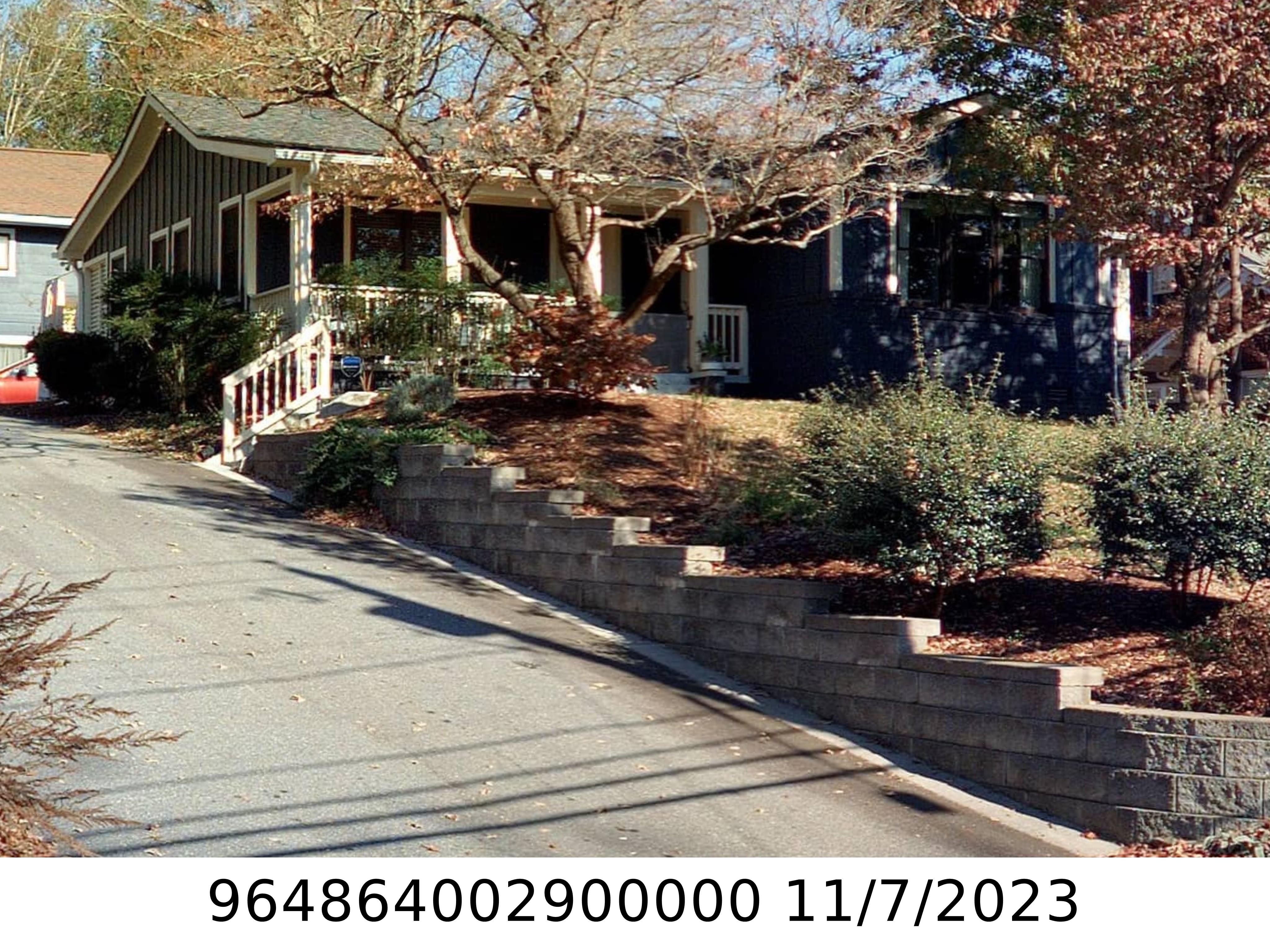 A picture of the property located at 70 FOREST HILL DR, ASHEVILLE NC 28803.