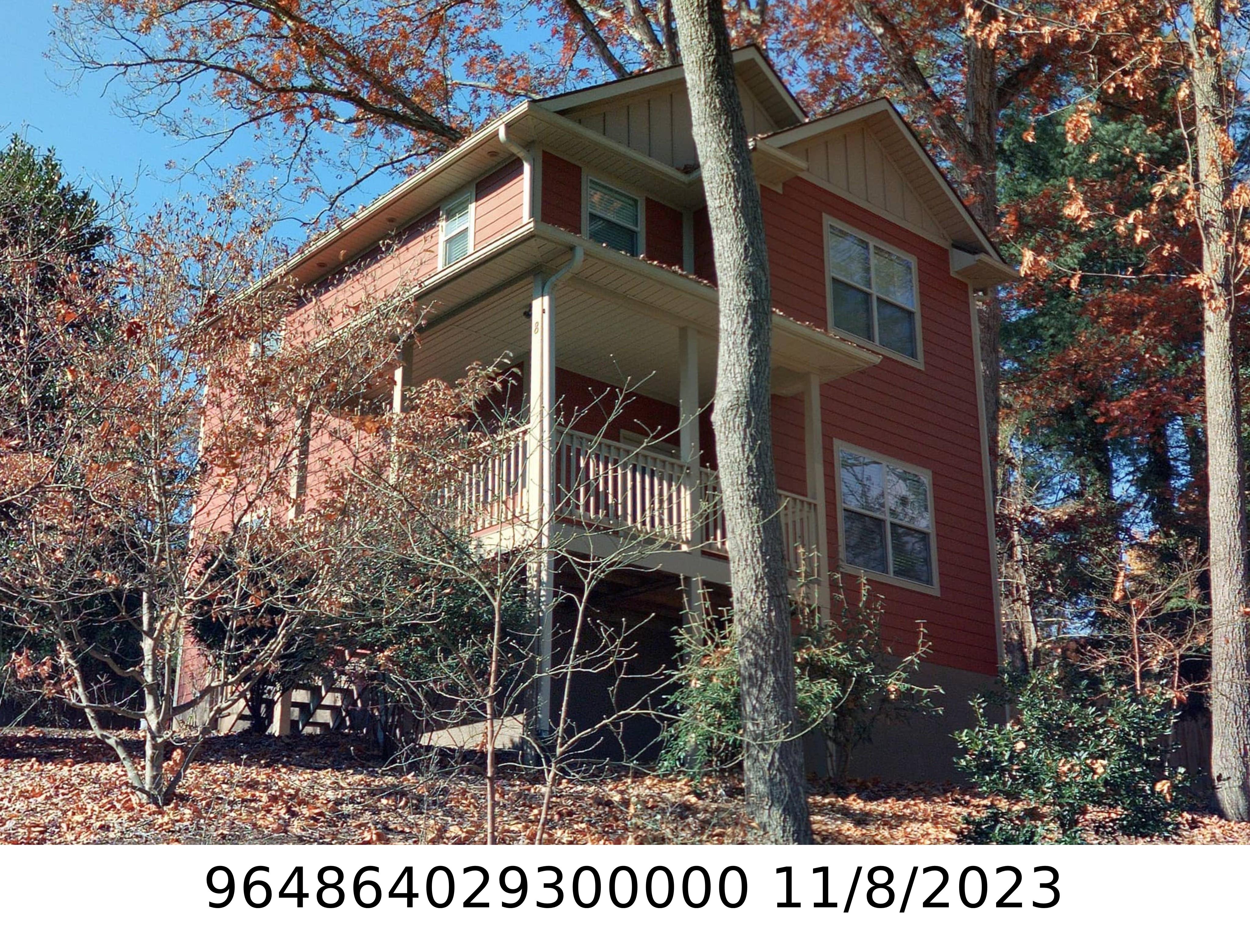 A picture of the property located at 8 THURLAND AVE, ASHEVILLE NC 28803.