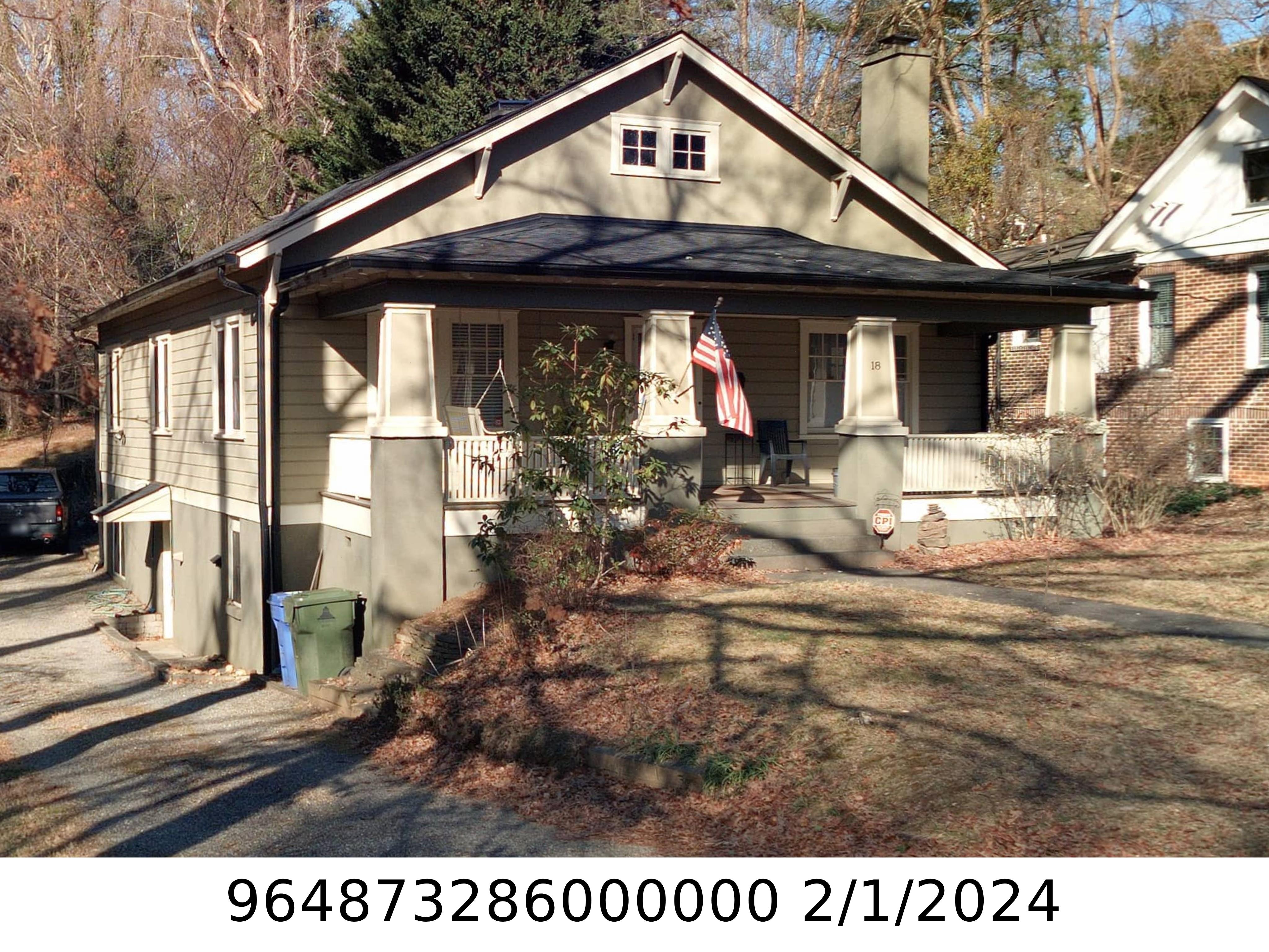 A picture of the property located at 18 WARWICK RD, ASHEVILLE NC 28803.