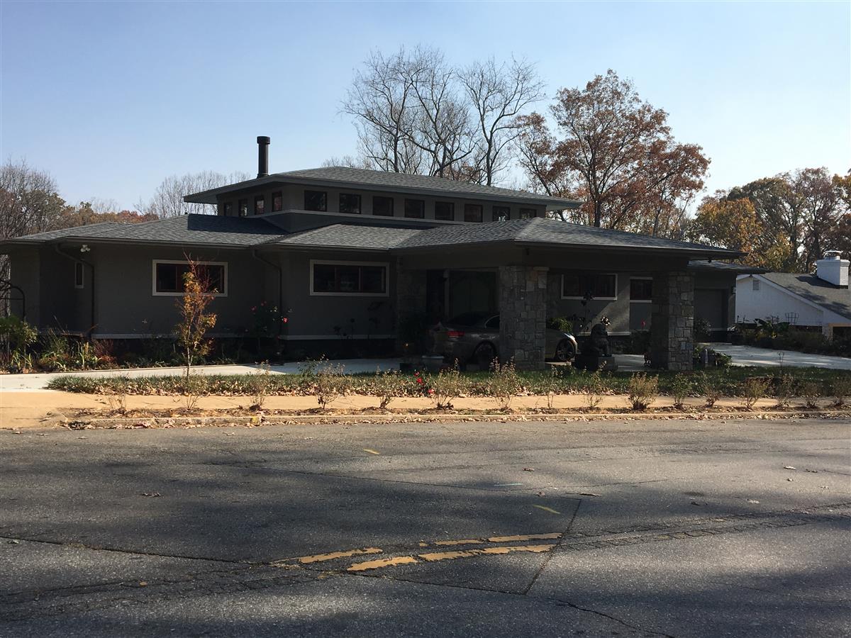 A picture of the property located at 55 KENILWORTH RD ASHEVILLE NC.