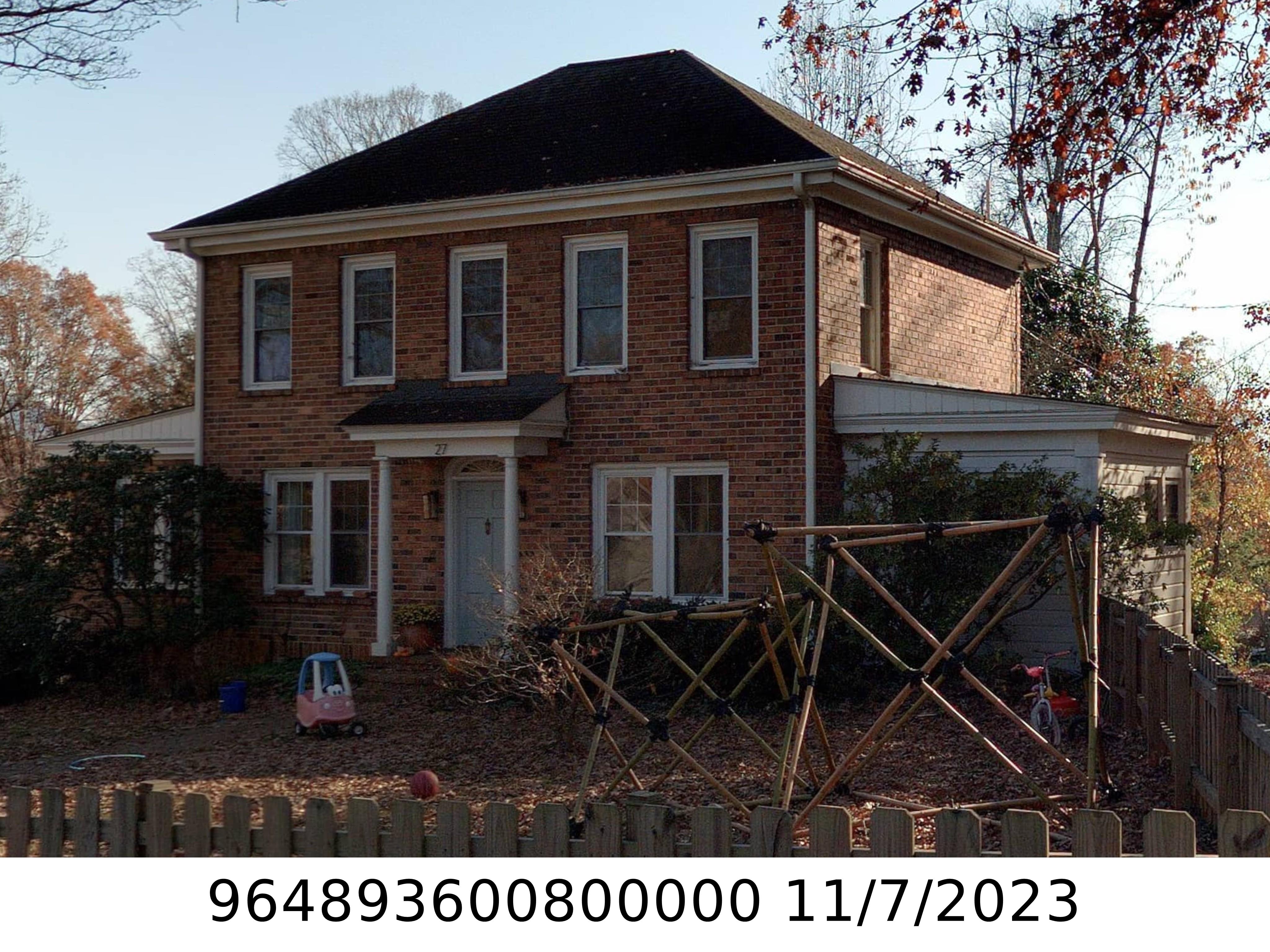 A picture of the property located at 27 CHILES AVE, ASHEVILLE NC 28803.
