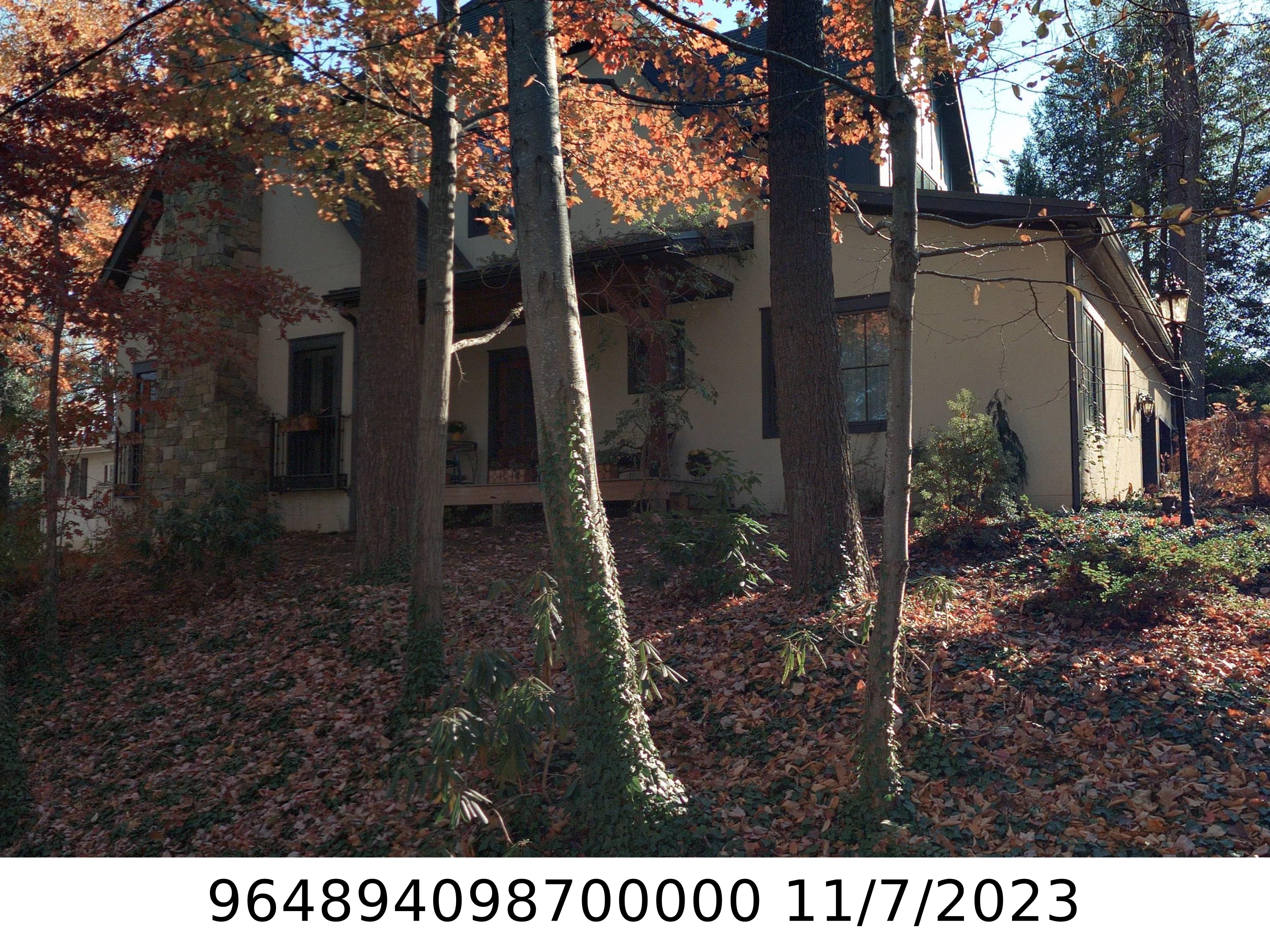A picture of the property located at 11 DUKE ST, ASHEVILLE NC 28803.