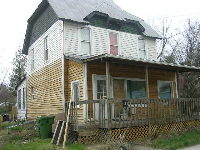 A picture of the property located at 55 MOUNT CLARE AVE ASHEVILLE NC.