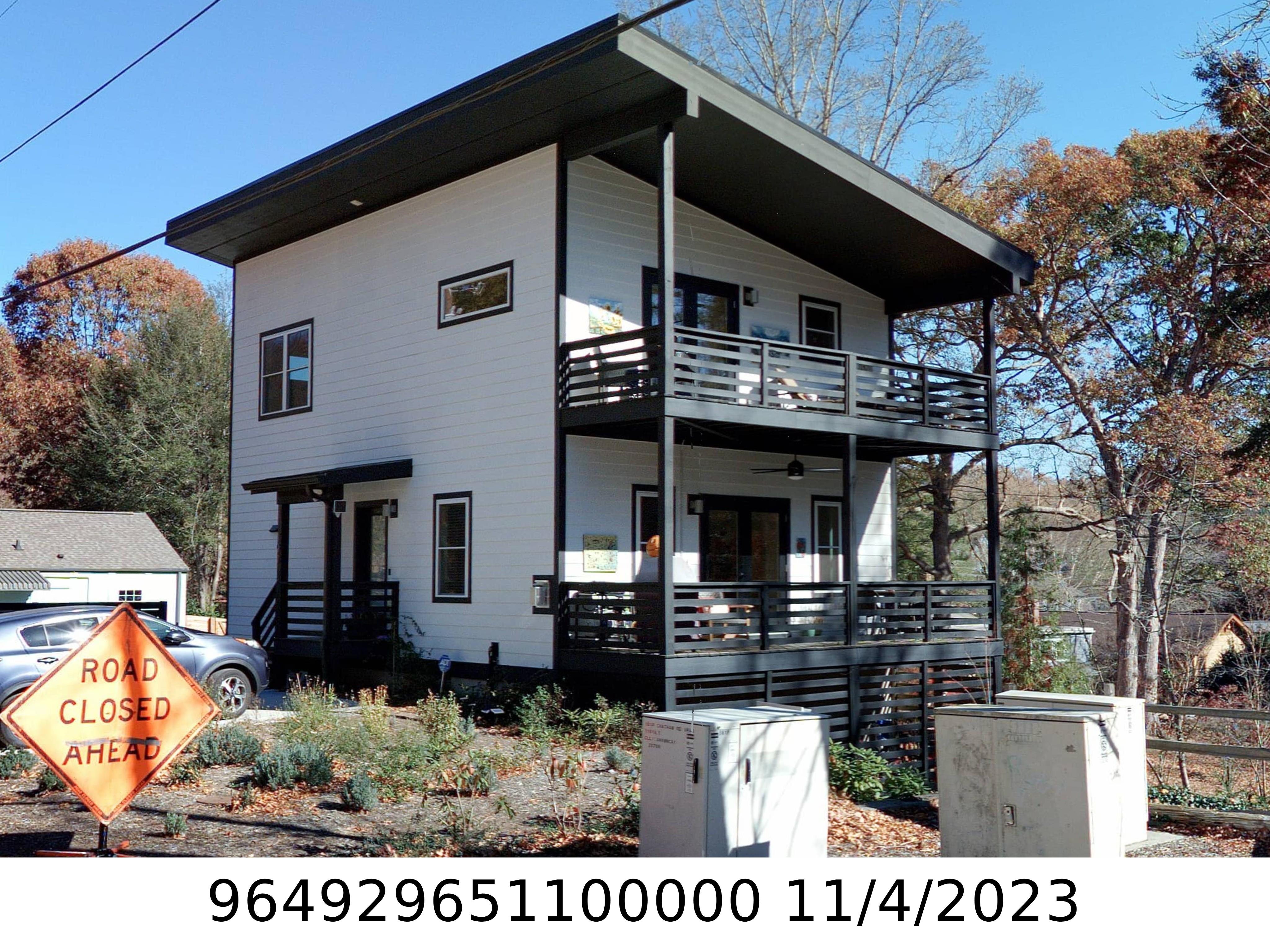 A picture of the property located at 197 CHATHAM RD, ASHEVILLE NC 28804.
