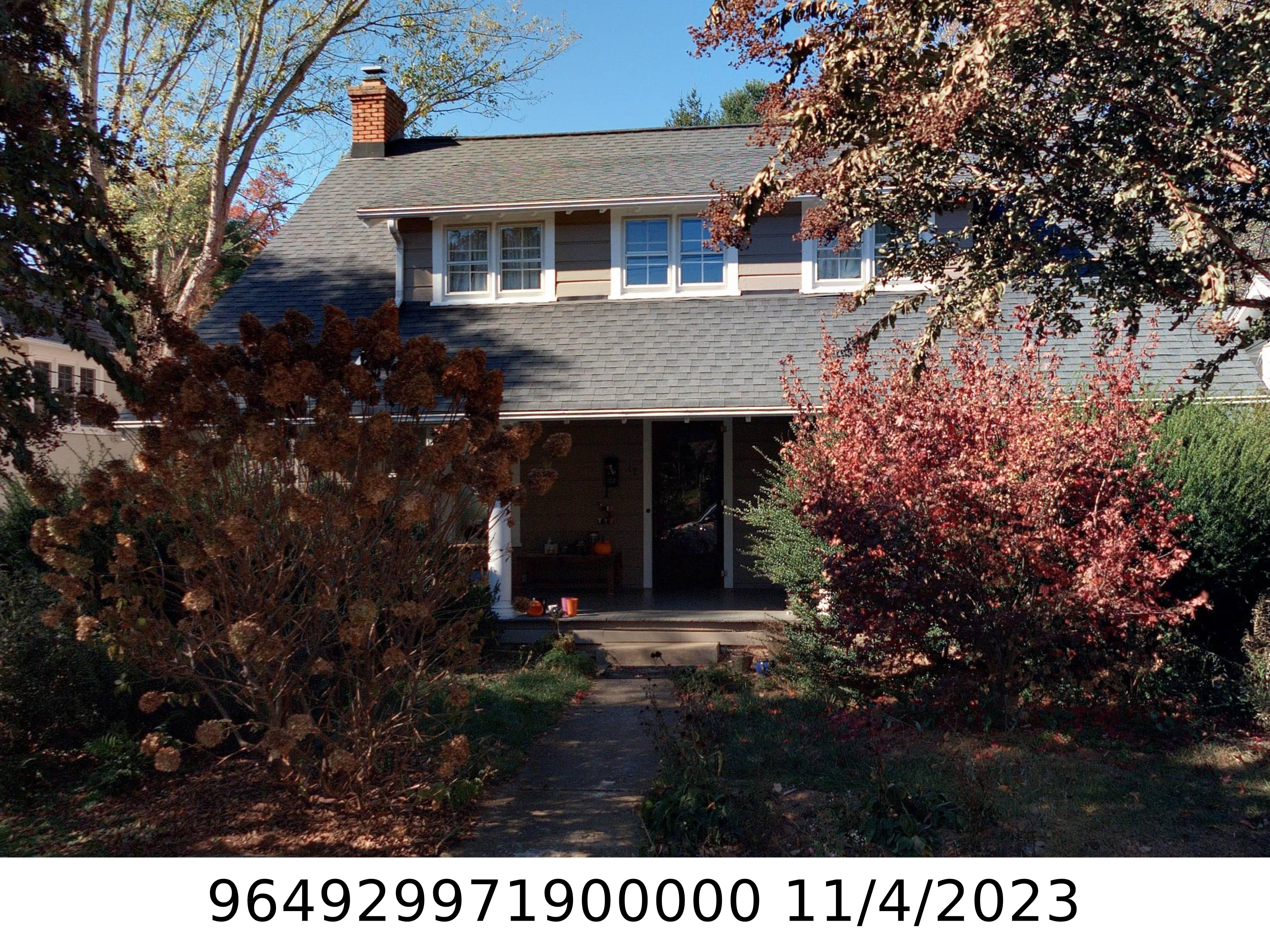 A picture of the property located at 17 DARCY LN, ASHEVILLE NC 28804.