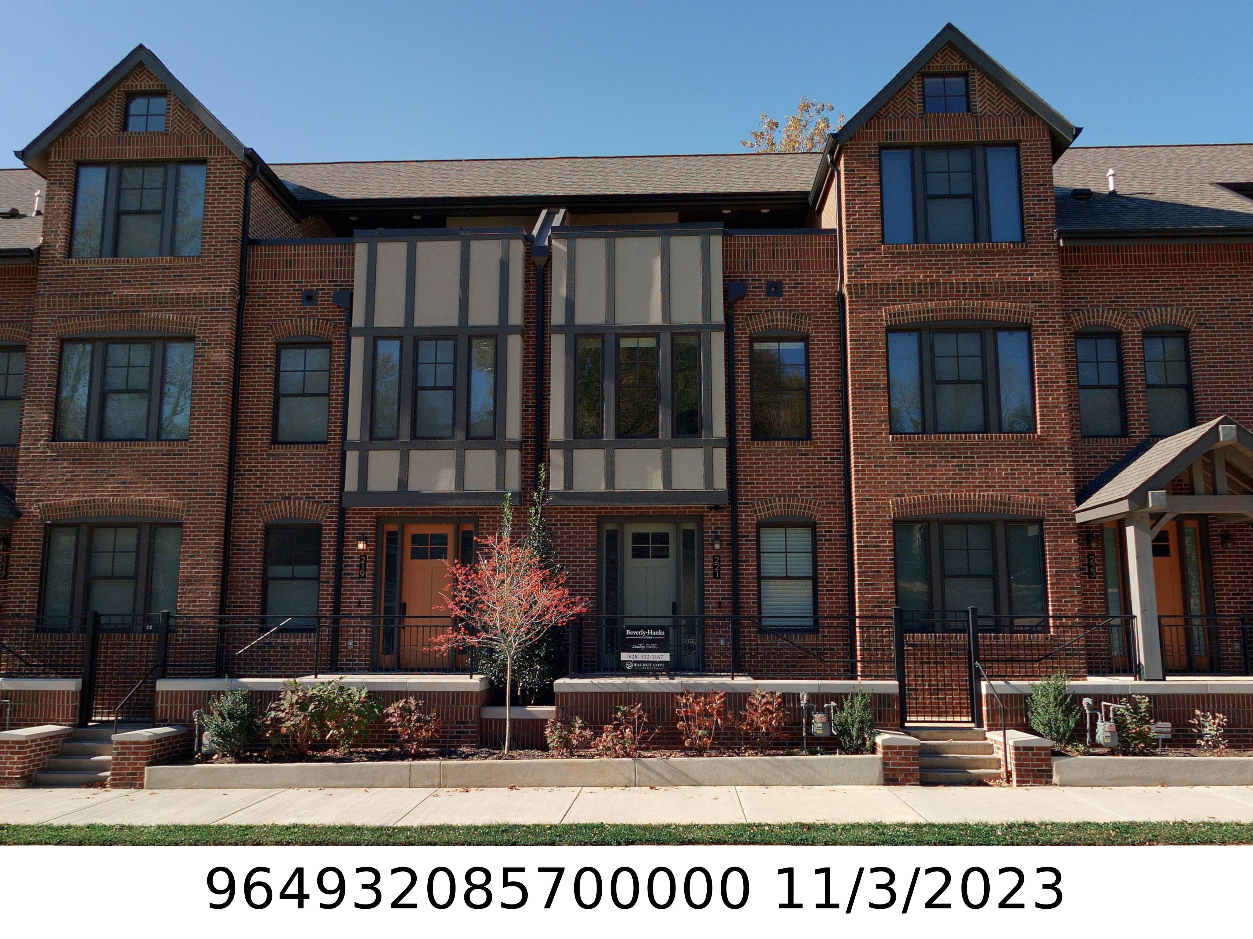 A picture of the property located at 221 BROADWAY ST, ASHEVILLE NC 28801.