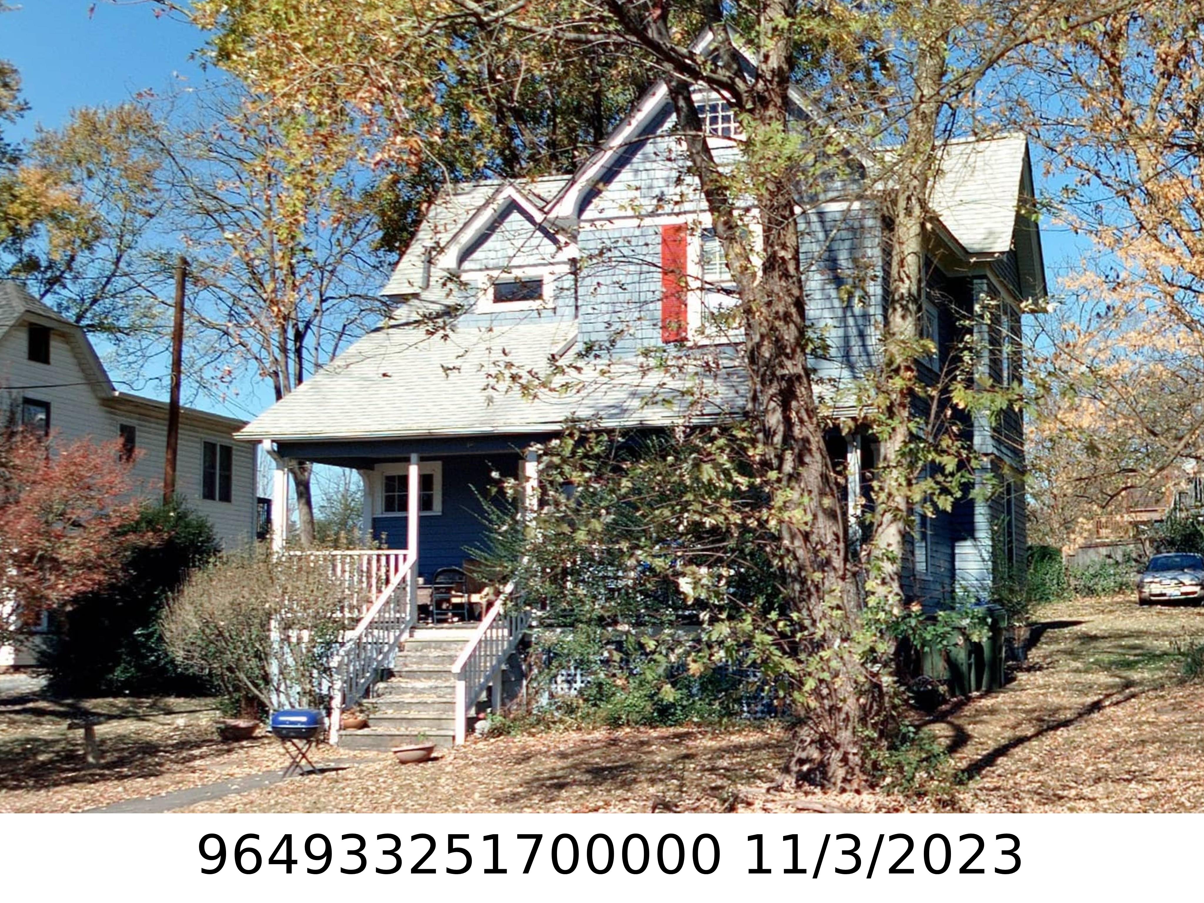 A picture of the property located at 34 E CHESTNUT ST, ASHEVILLE NC 28801.
