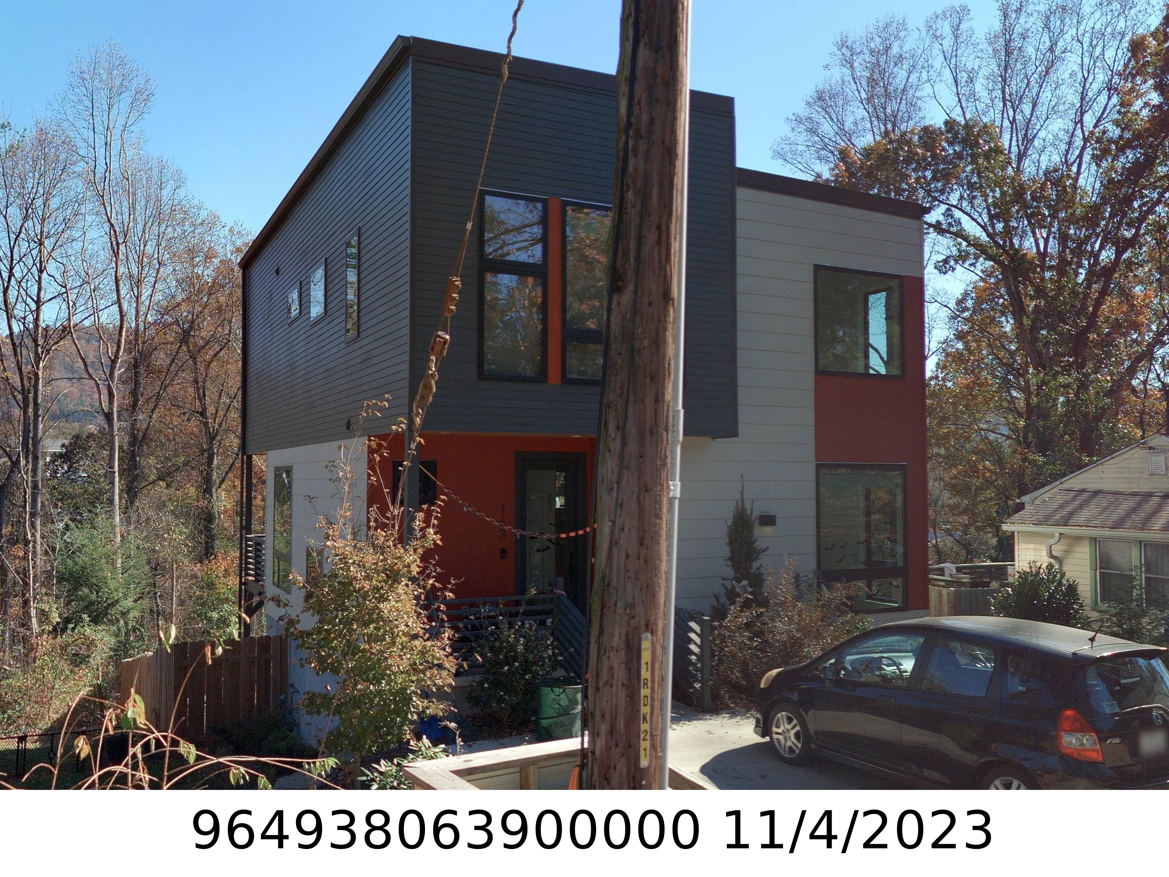 A picture of the property located at 143 CHATHAM RD, ASHEVILLE NC 28804.