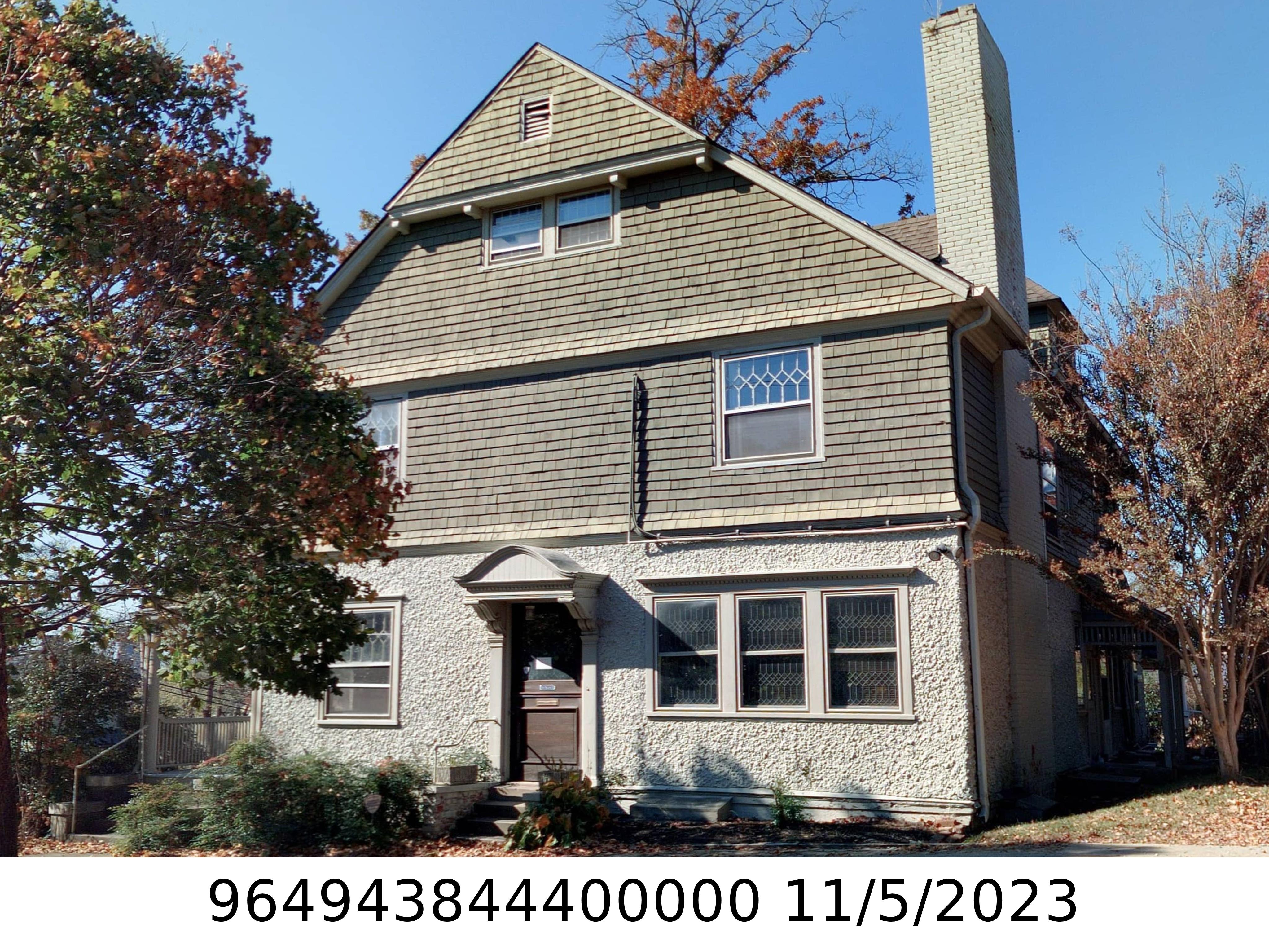 A picture of the property located at 166 E CHESTNUT ST, ASHEVILLE NC 28801.