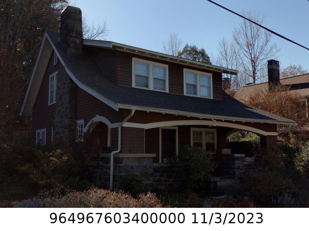 A picture of the property located at 3 EVERGREEN LN, ASHEVILLE NC 28801.