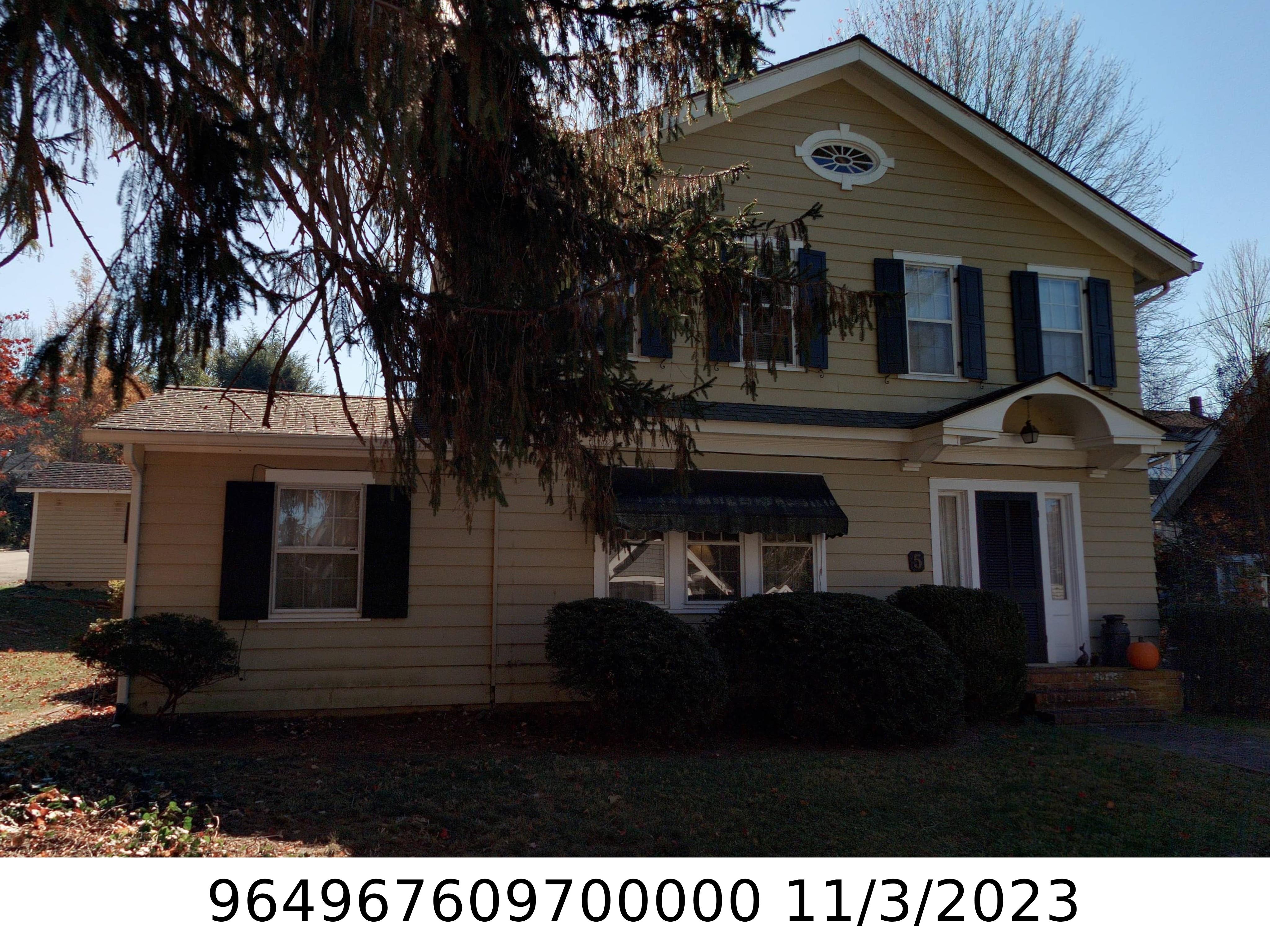 A picture of the property located at 5 EVERGREEN LN, ASHEVILLE NC 28801.