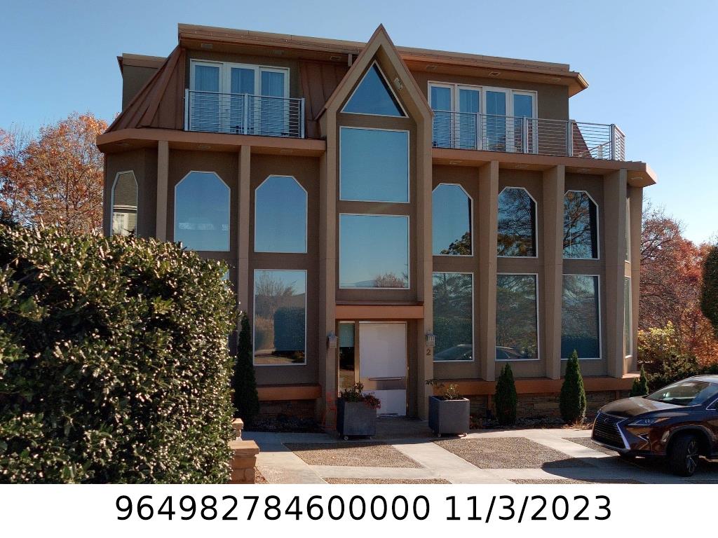 A picture of the property located at 2 SUNSET VW, ASHEVILLE NC 28804.