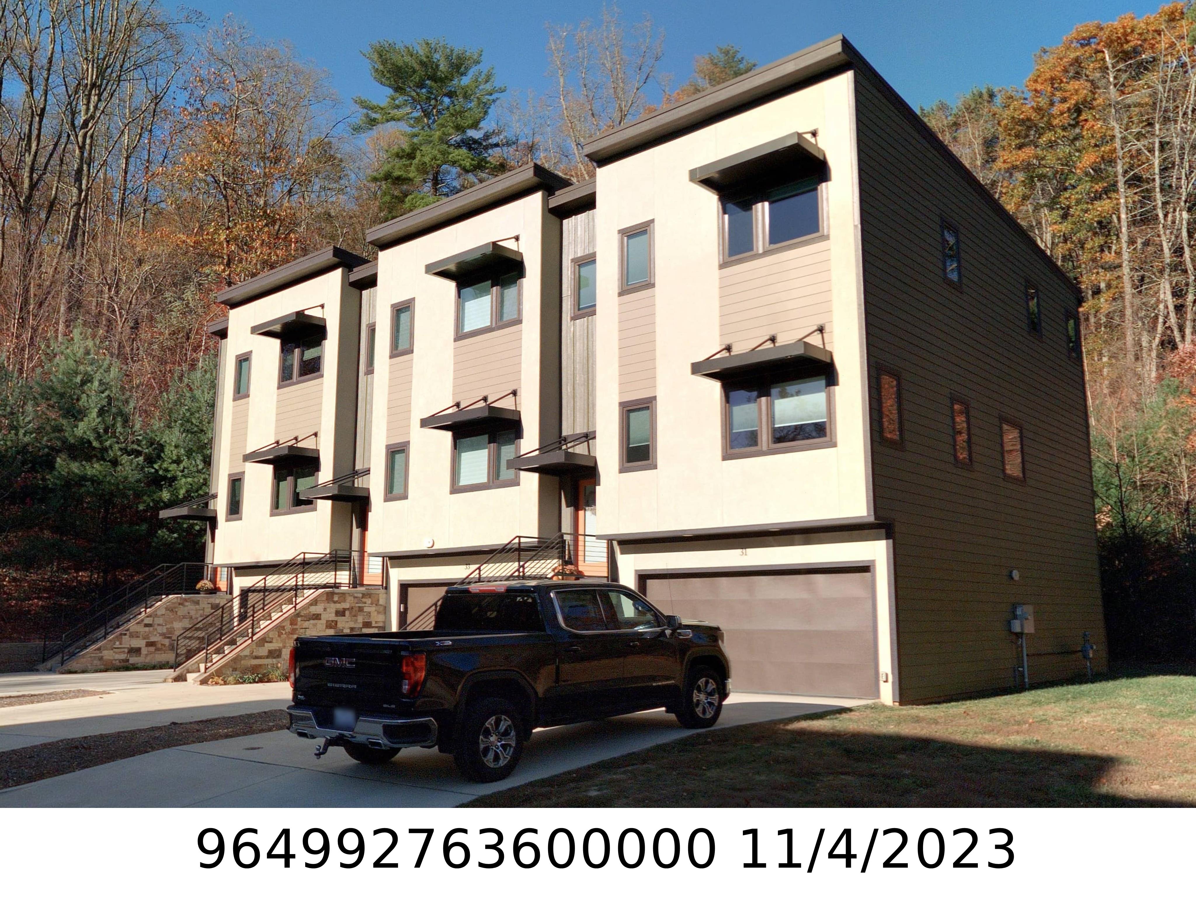 A picture of the property located at 33 MACALLAN LN, ASHEVILLE NC 28805.