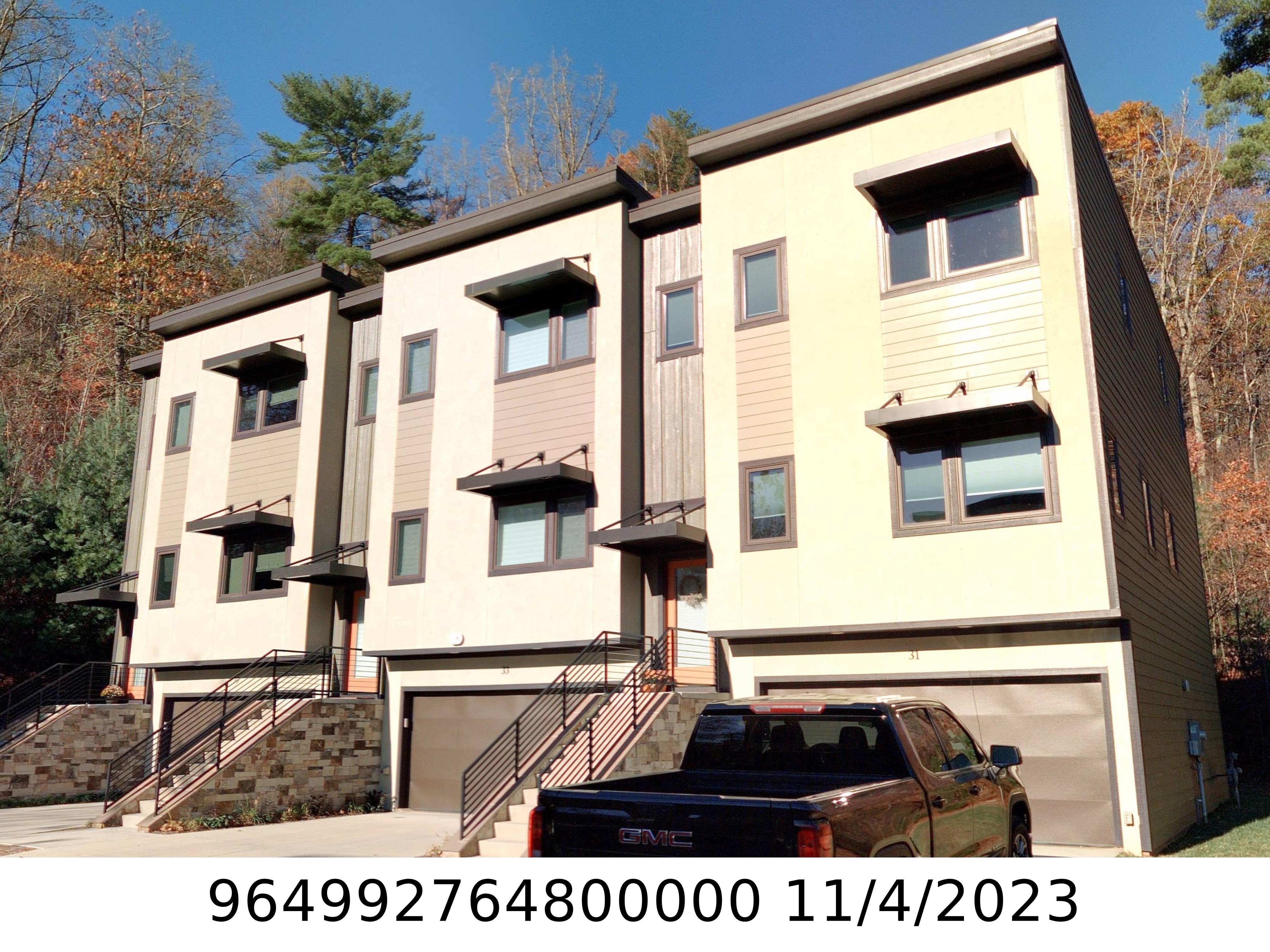 A picture of the property located at 31 MACALLAN LN, ASHEVILLE NC 28805.