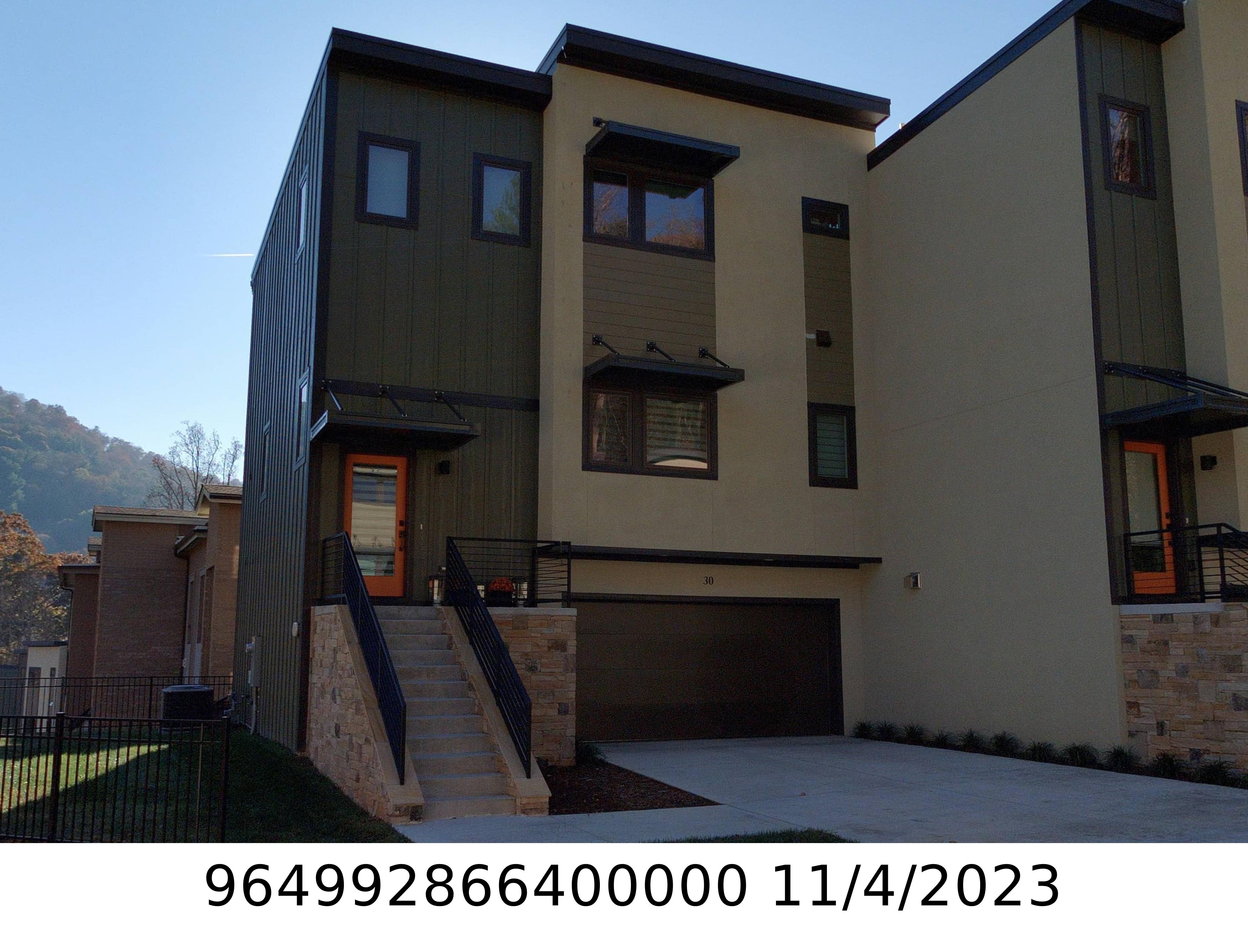 A picture of the property located at 30 MACALLAN LN, ASHEVILLE NC 28805.