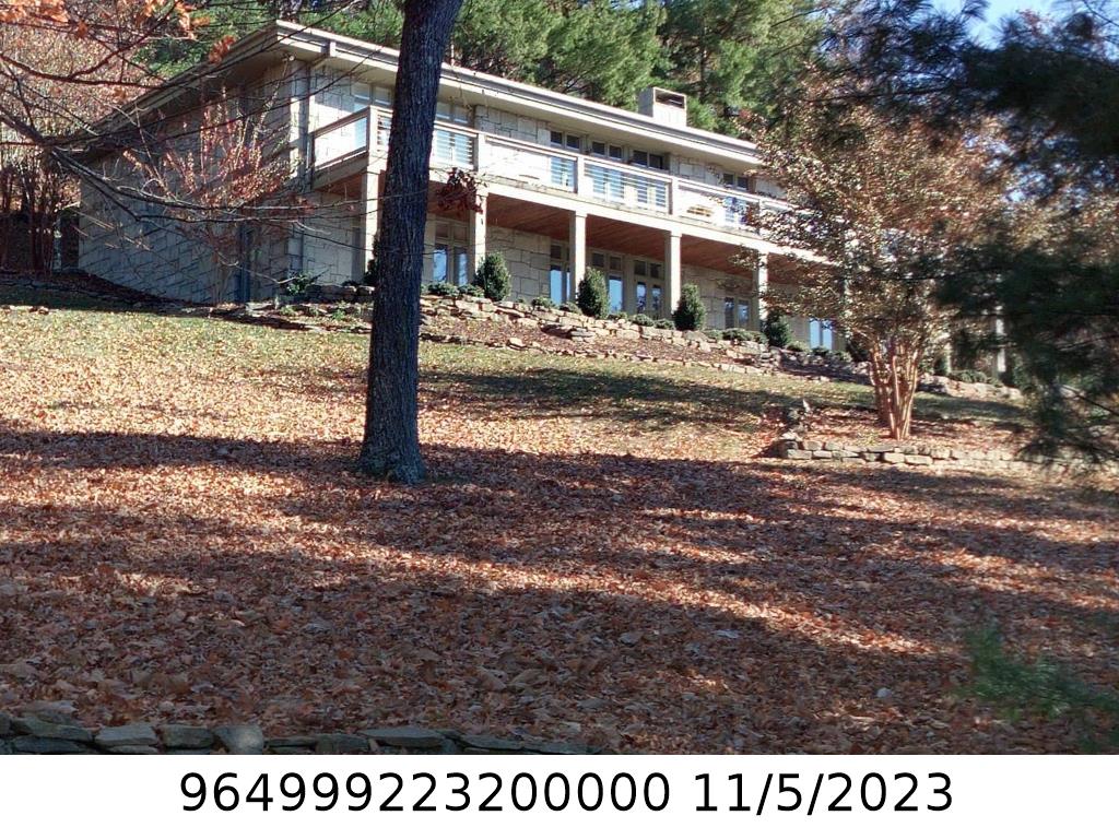 A picture of the property located at 65 CRESTWOOD RD, ASHEVILLE NC 28804.