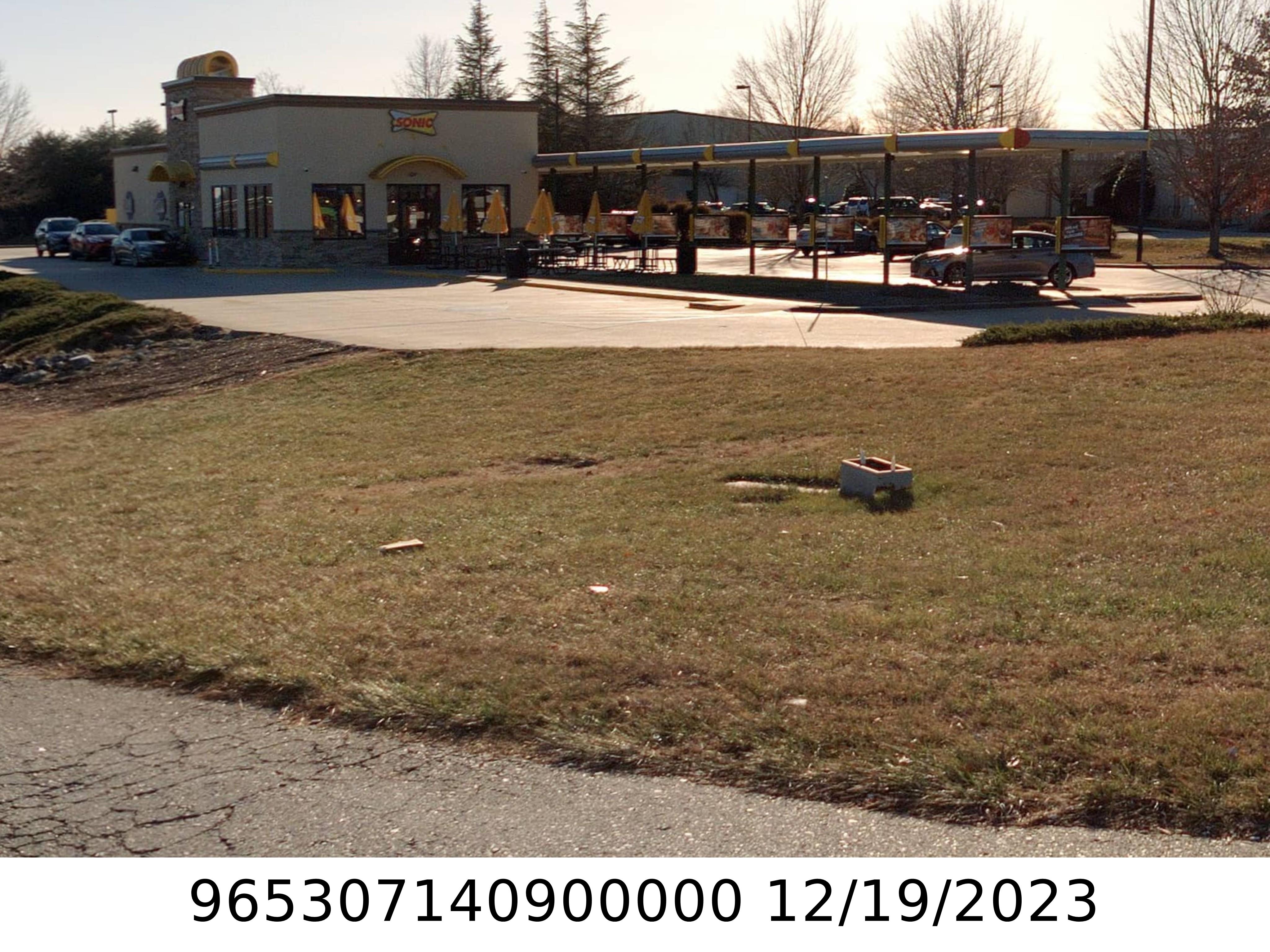 A picture of the property located at 301 AIRPORT RD, ARDEN NC 28704.