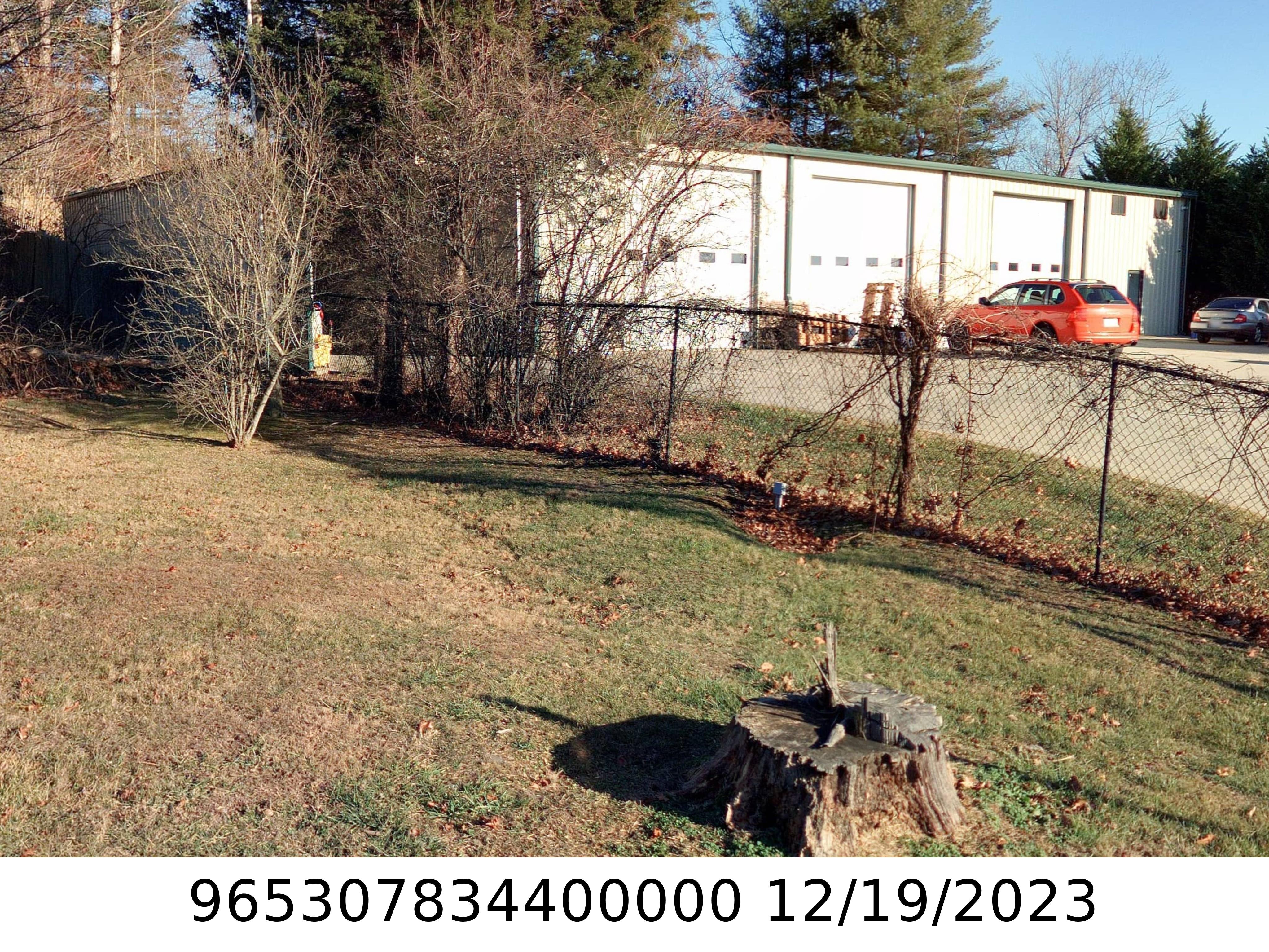 A picture of the property located at 36 PENIX BUSINESS DR, ARDEN NC 28704.