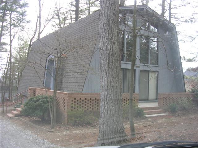 A picture of the property located at 11 IVY LN, ARDEN NC 28704.