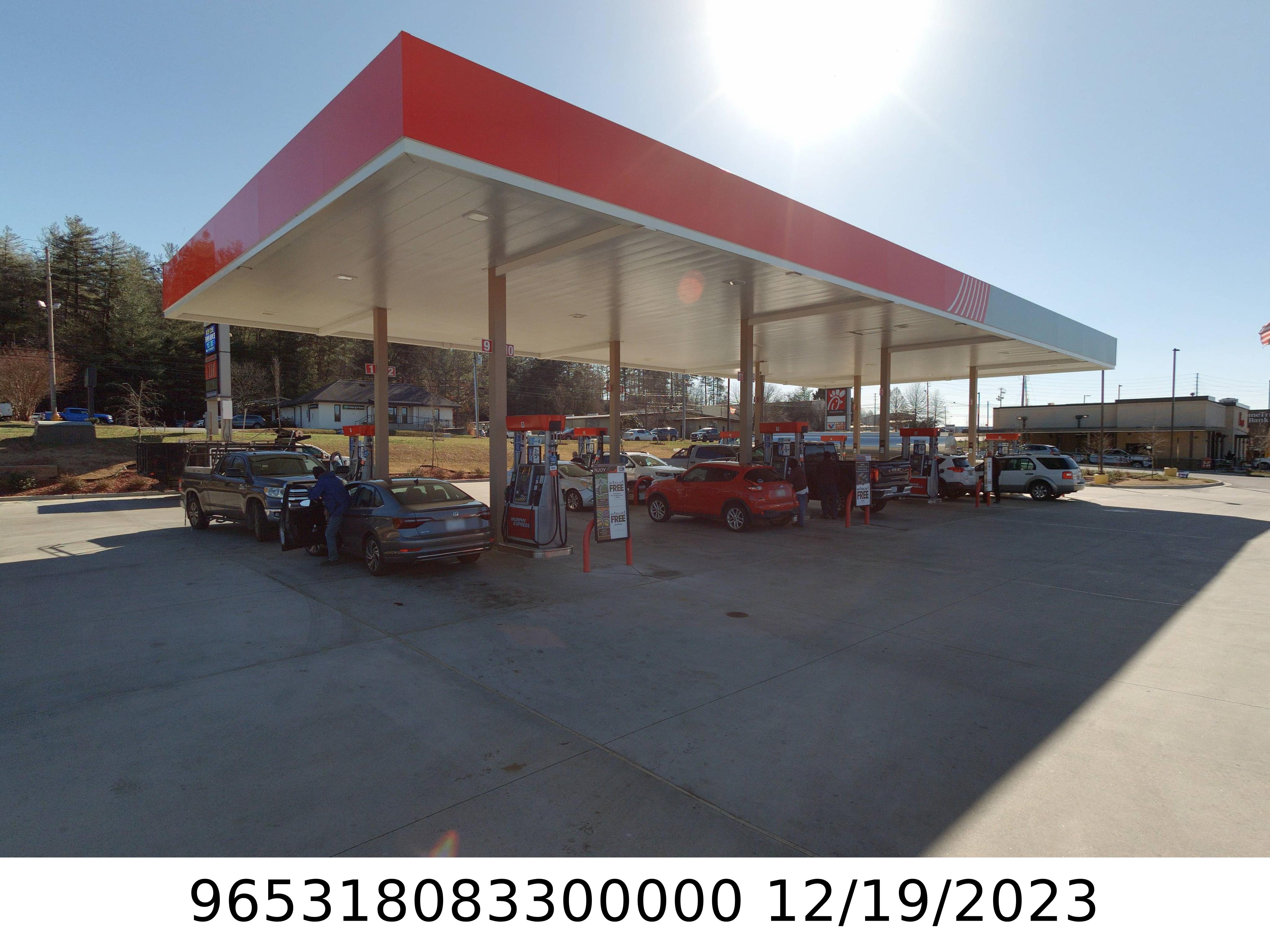 A picture of the property located at 120 AIRPORT RD, ARDEN NC 28704.