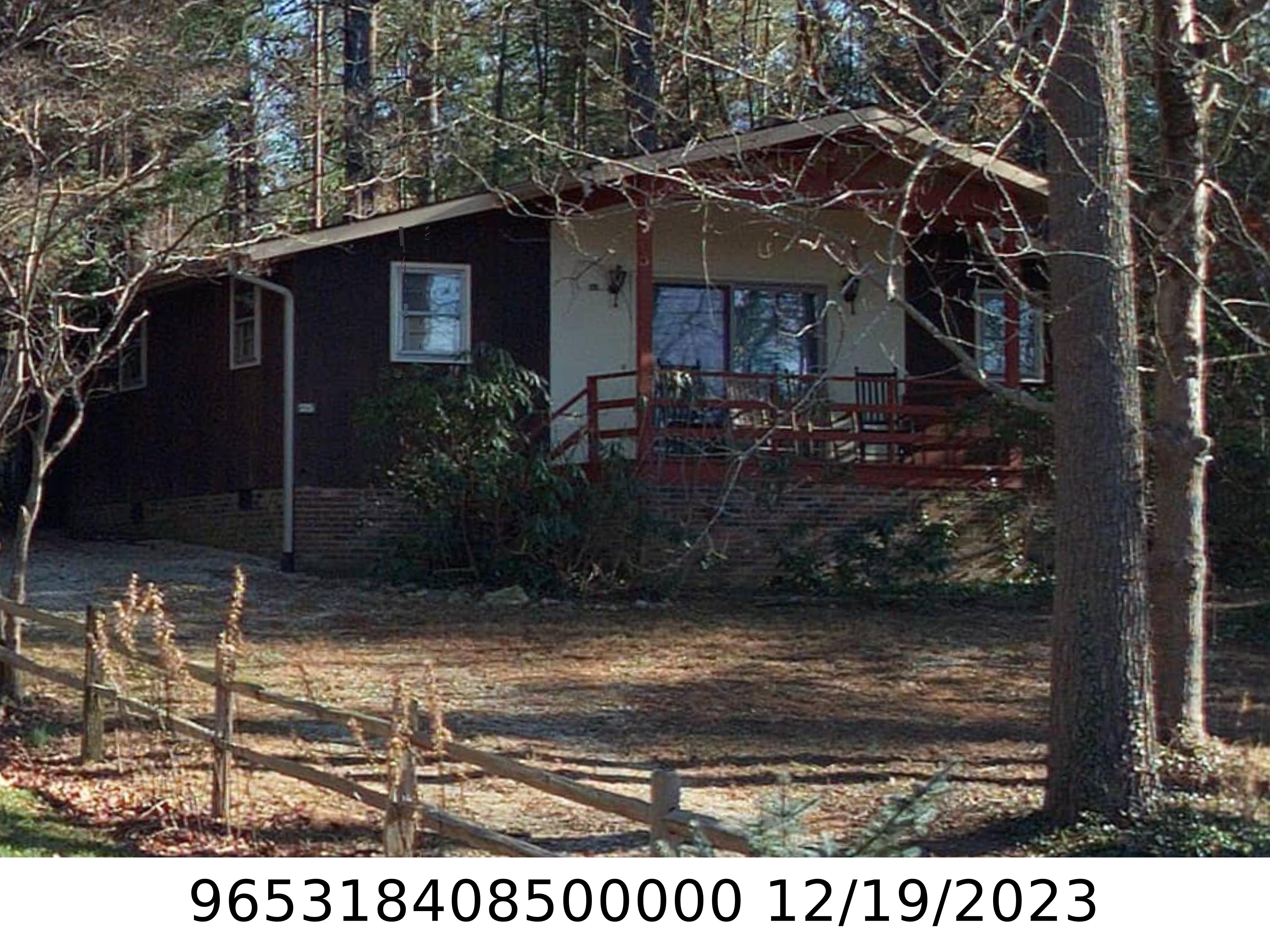 A picture of the property located at 25 SPRUCE DR, ARDEN NC 28704.