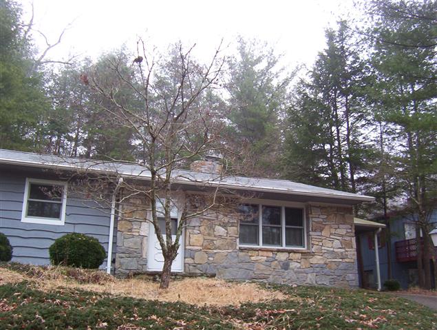 A picture of the property located at 17 SPRUCE DR, ARDEN NC 28704.