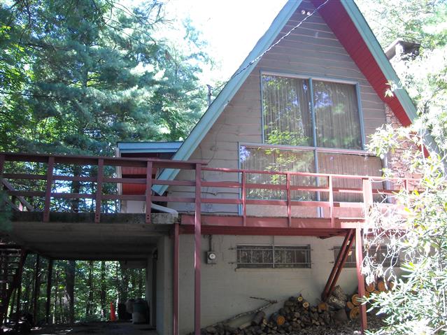A picture of the property located at 1175 LOWER LAUREL DR, ARDEN NC 28704.