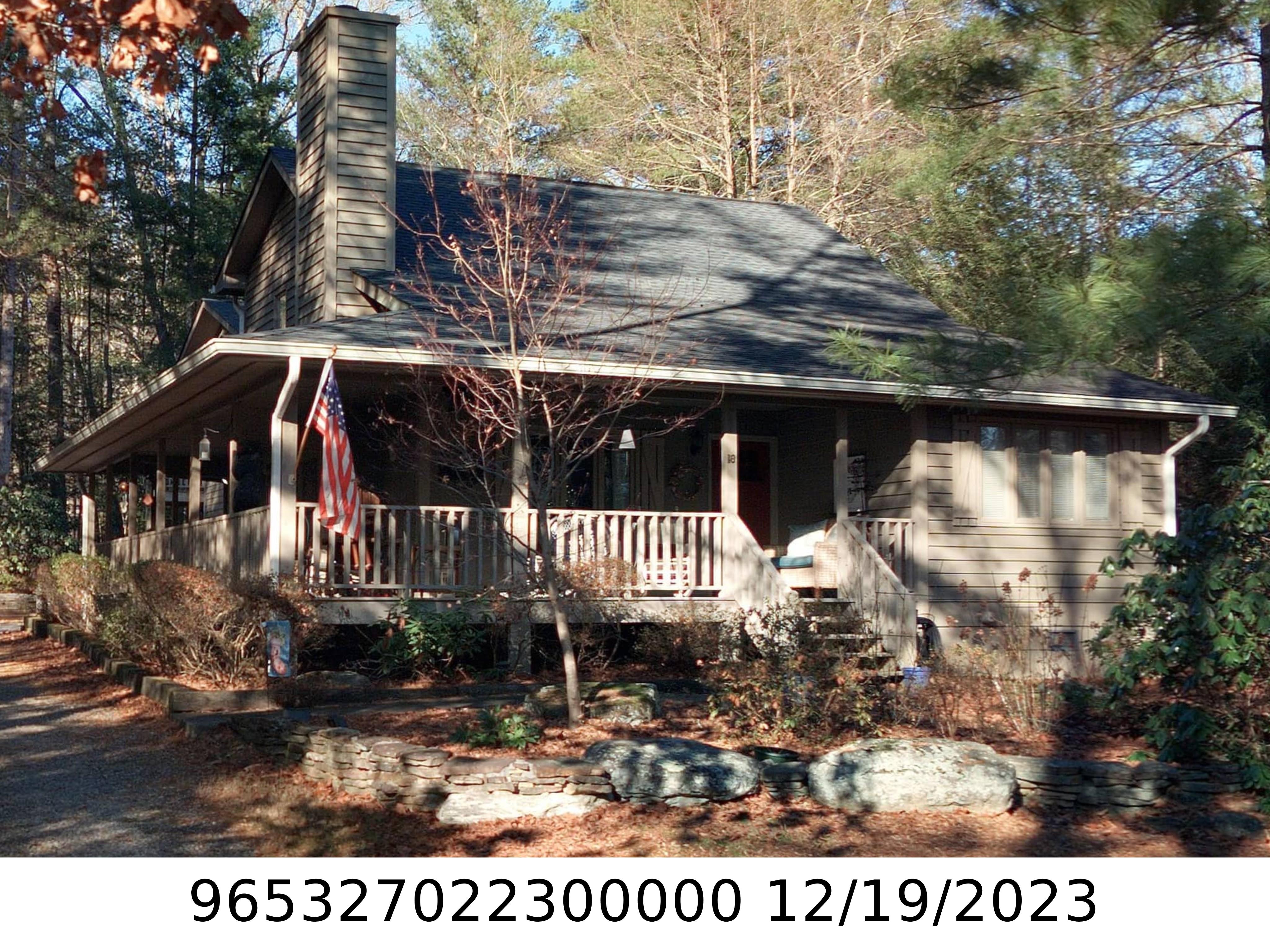 A picture of the property located at 18 MAPLE RD, ARDEN NC 28704.