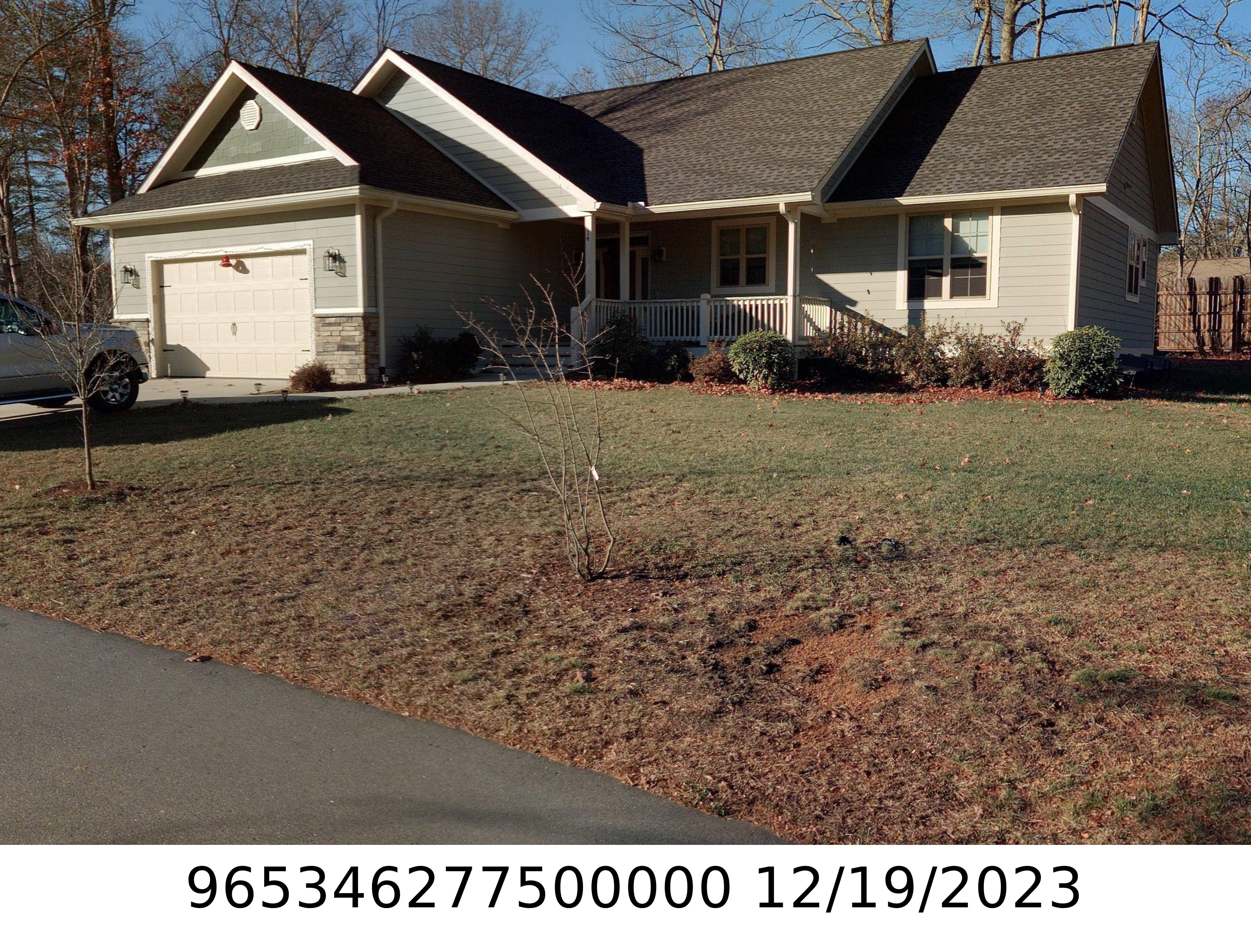 A picture of the property located at 14 WOOD PATH LN, ARDEN NC 28704.