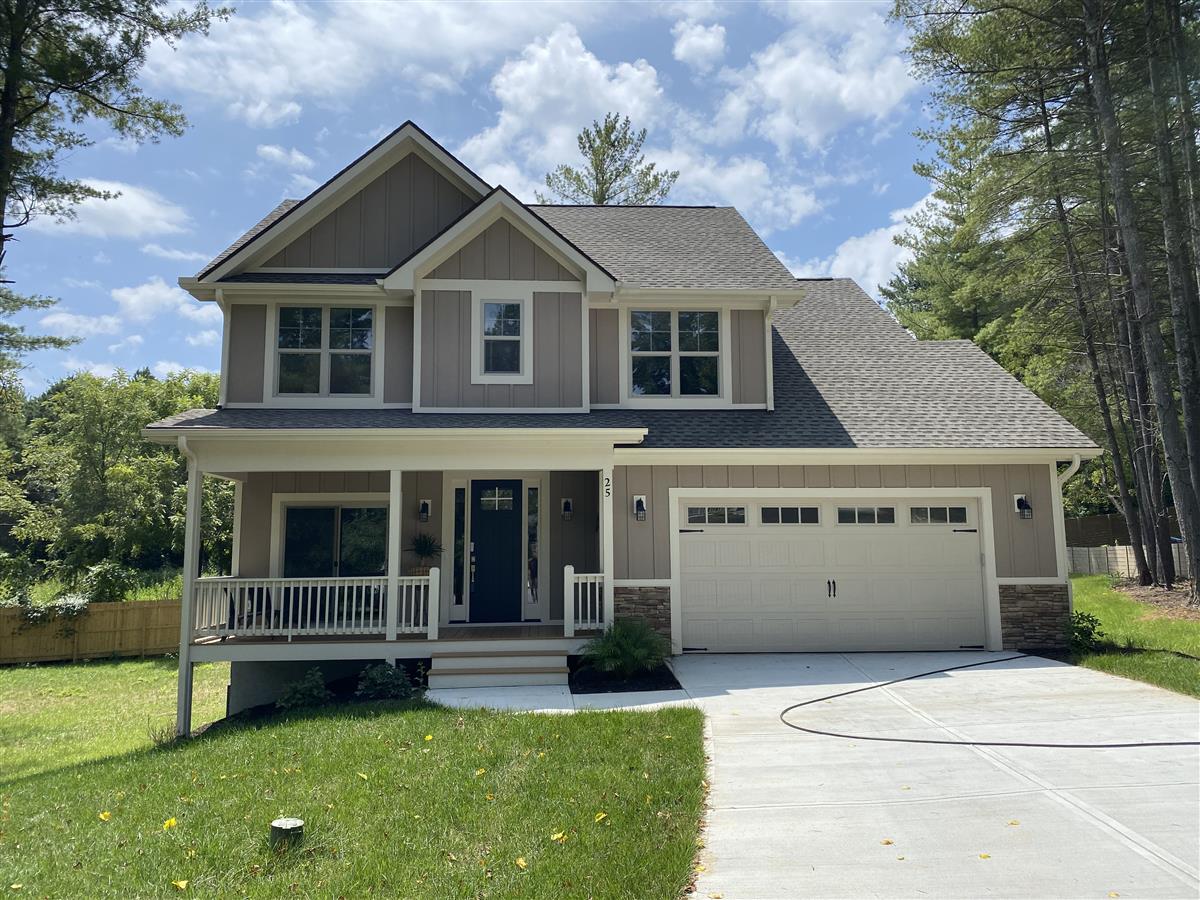 A picture of the property located at 25 WOOD PATH LN, ARDEN NC 28704.