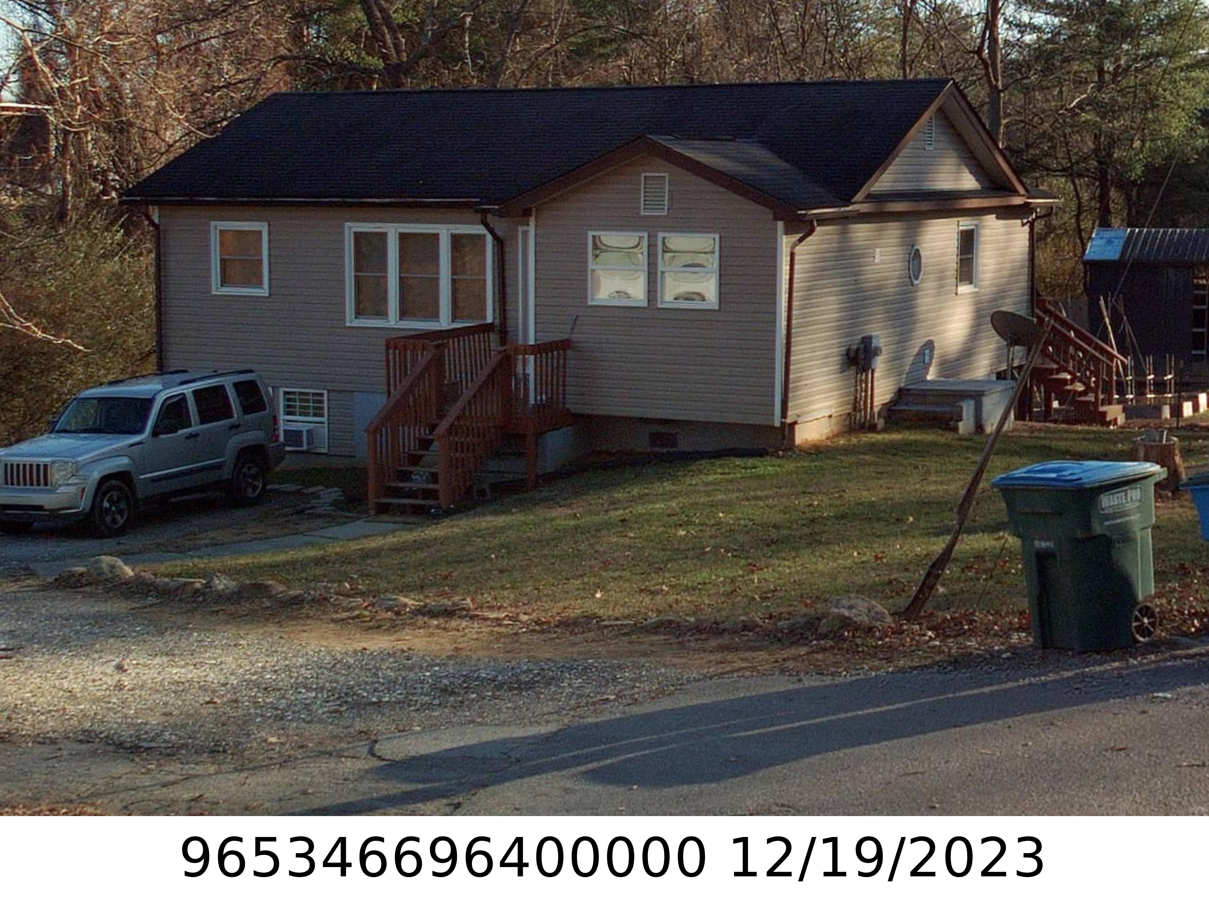 A picture of the property located at 26 EDNEY LN, ARDEN NC 28704.