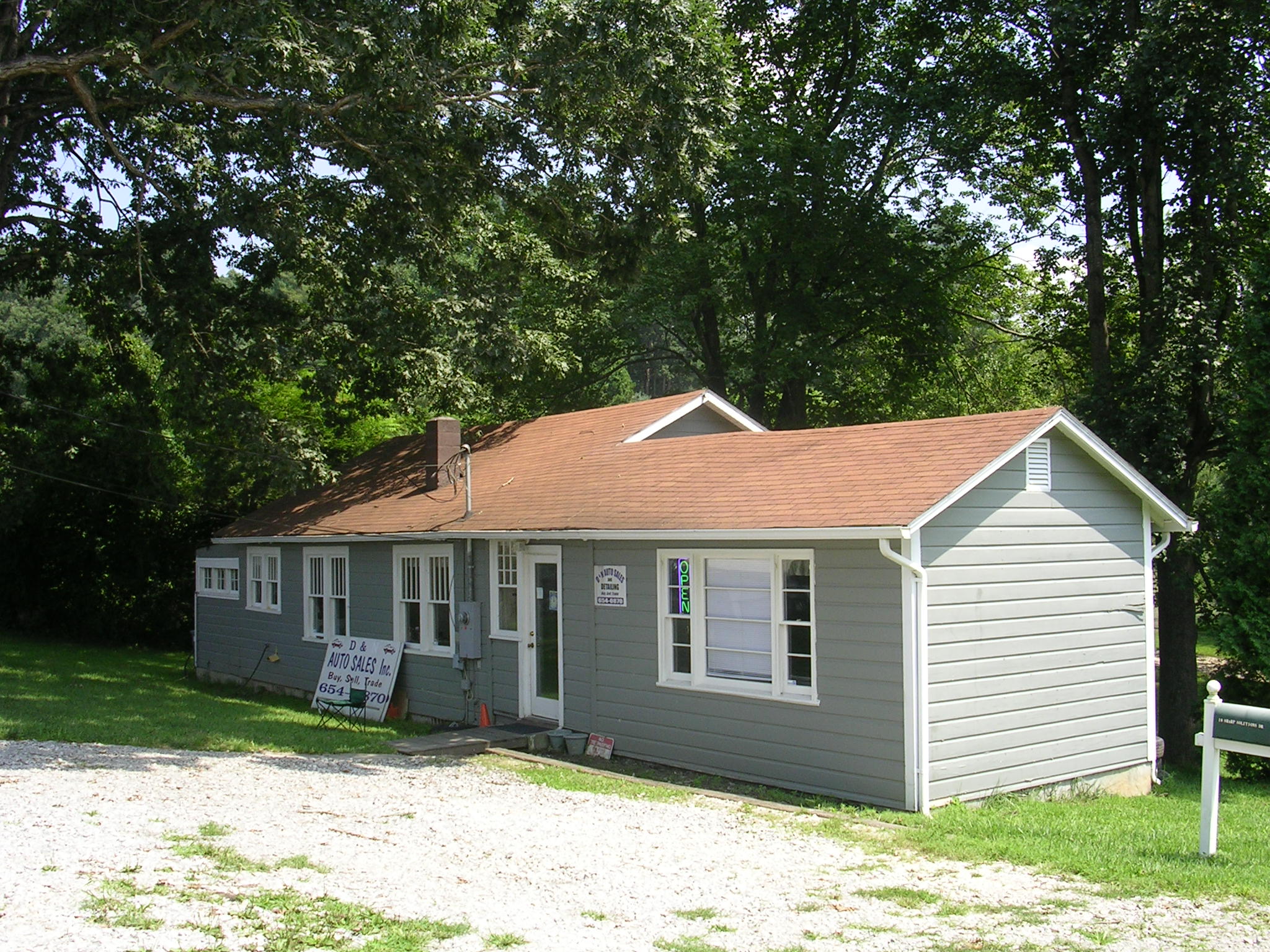 A picture of the property located at 10 SHARP SOLUTIONS DR, ARDEN NC 28704.