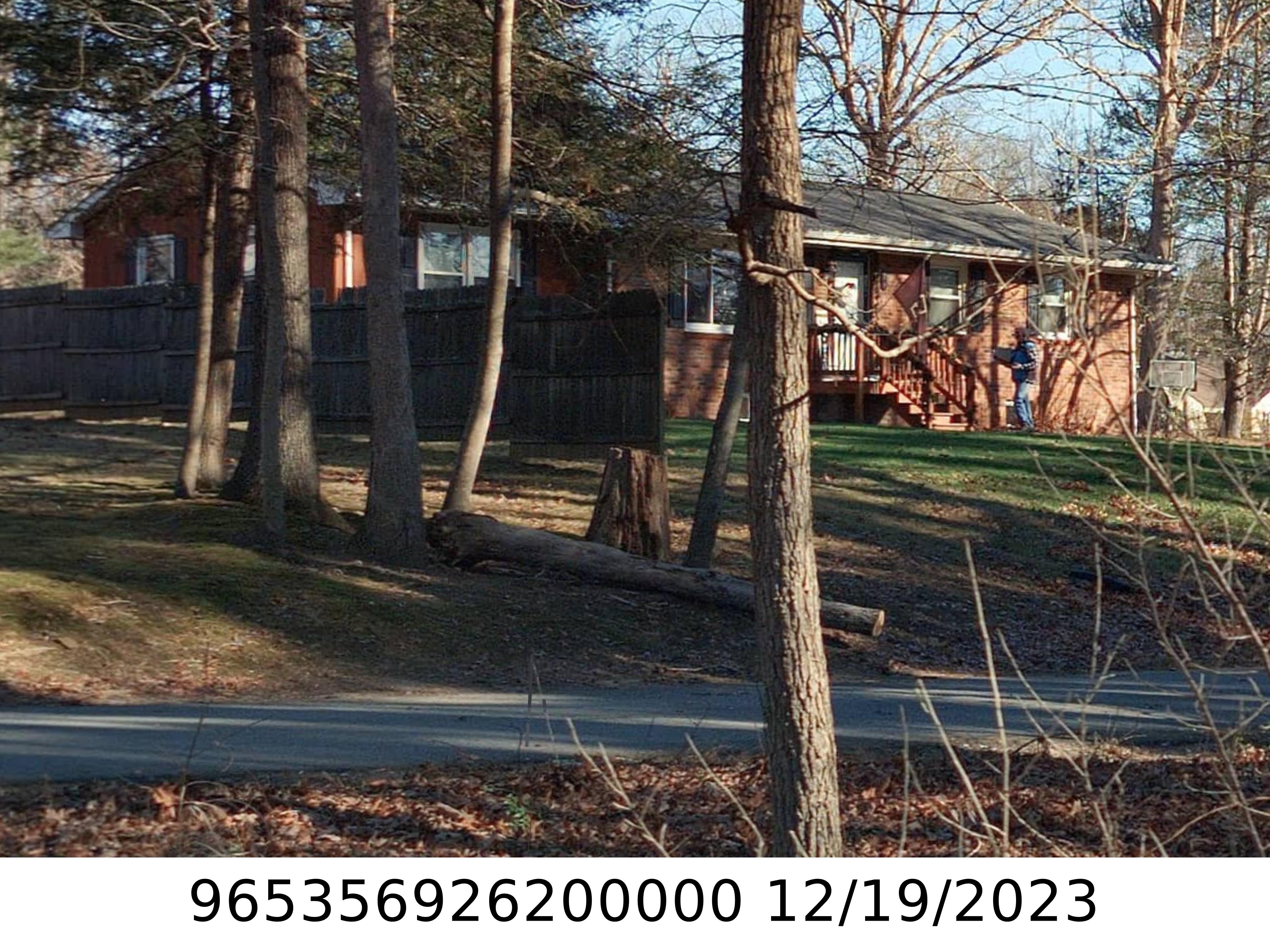 A picture of the property located at 24 SHERWOOD FOREST DR, ARDEN NC 28704.