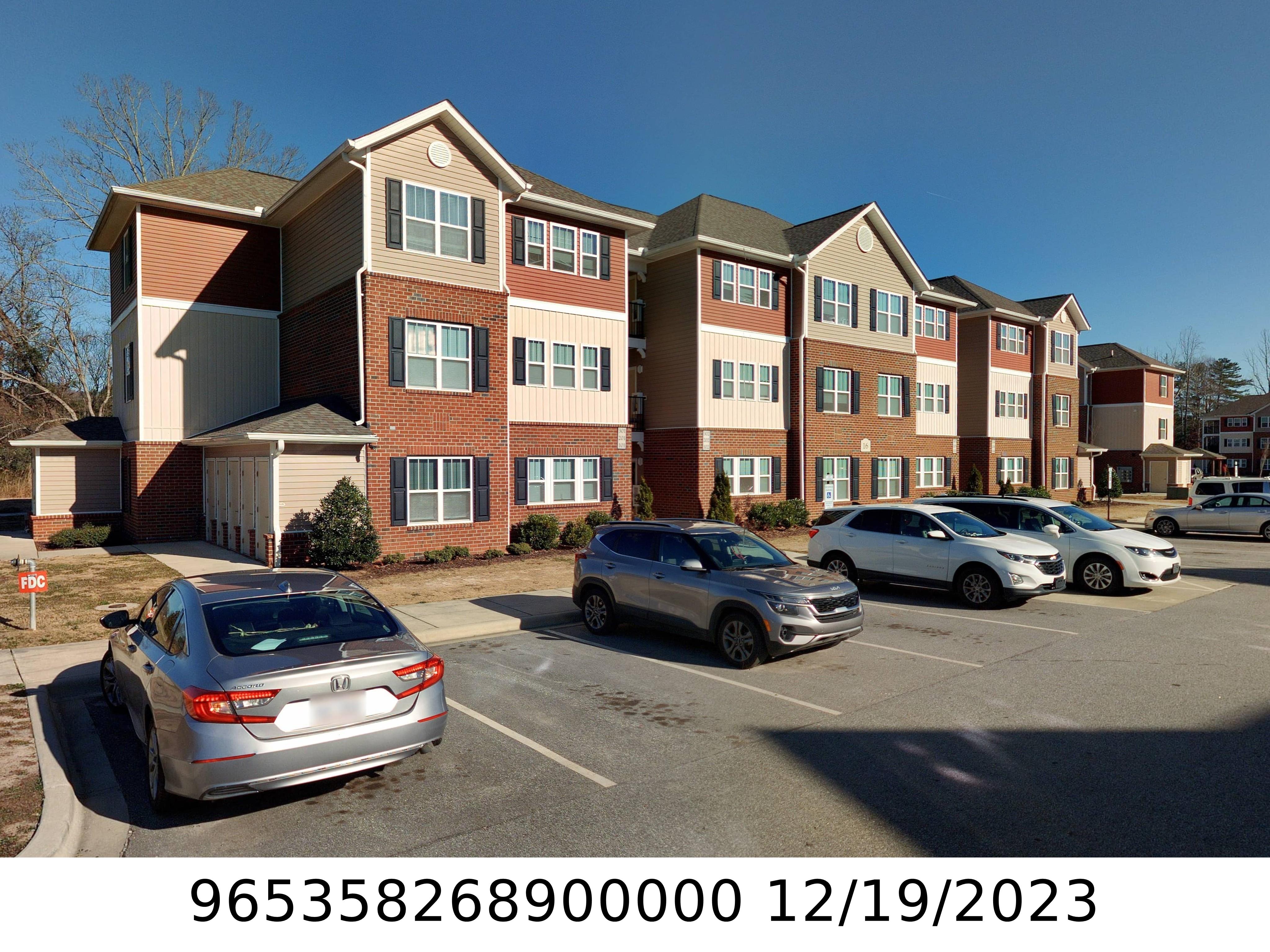 A picture of the property located at 5 PERRY LN, ARDEN NC 28704.