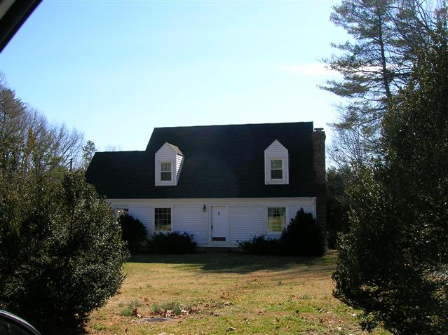 A picture of the property located at 31 SHERWOOD FOREST DR, ARDEN NC 28704.