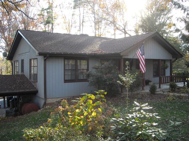 A picture of the property located at 39 SHERWOOD FOREST DR, ARDEN NC 28704.