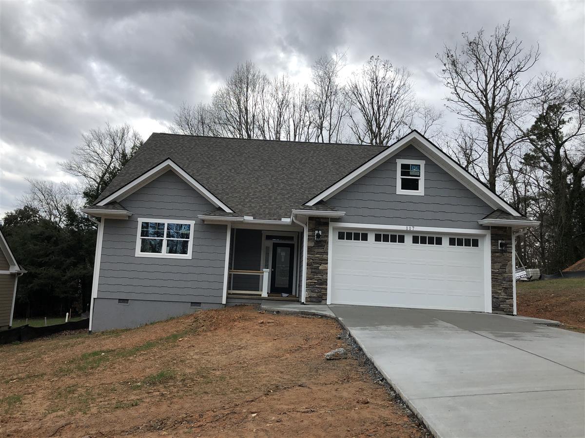 A picture of the property located at 117 WHITE OAK ROAD EXT, ARDEN NC 28704.