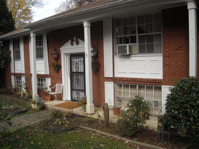 A picture of the property located at 15 WHITE PINE CIR, ARDEN NC 28704.